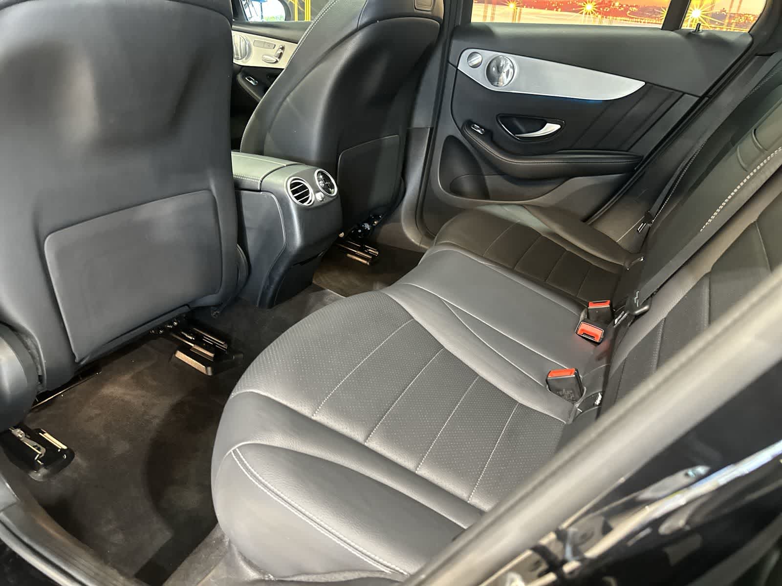 Thumbnail: 2019 Mercedes-Benz GLC - 24