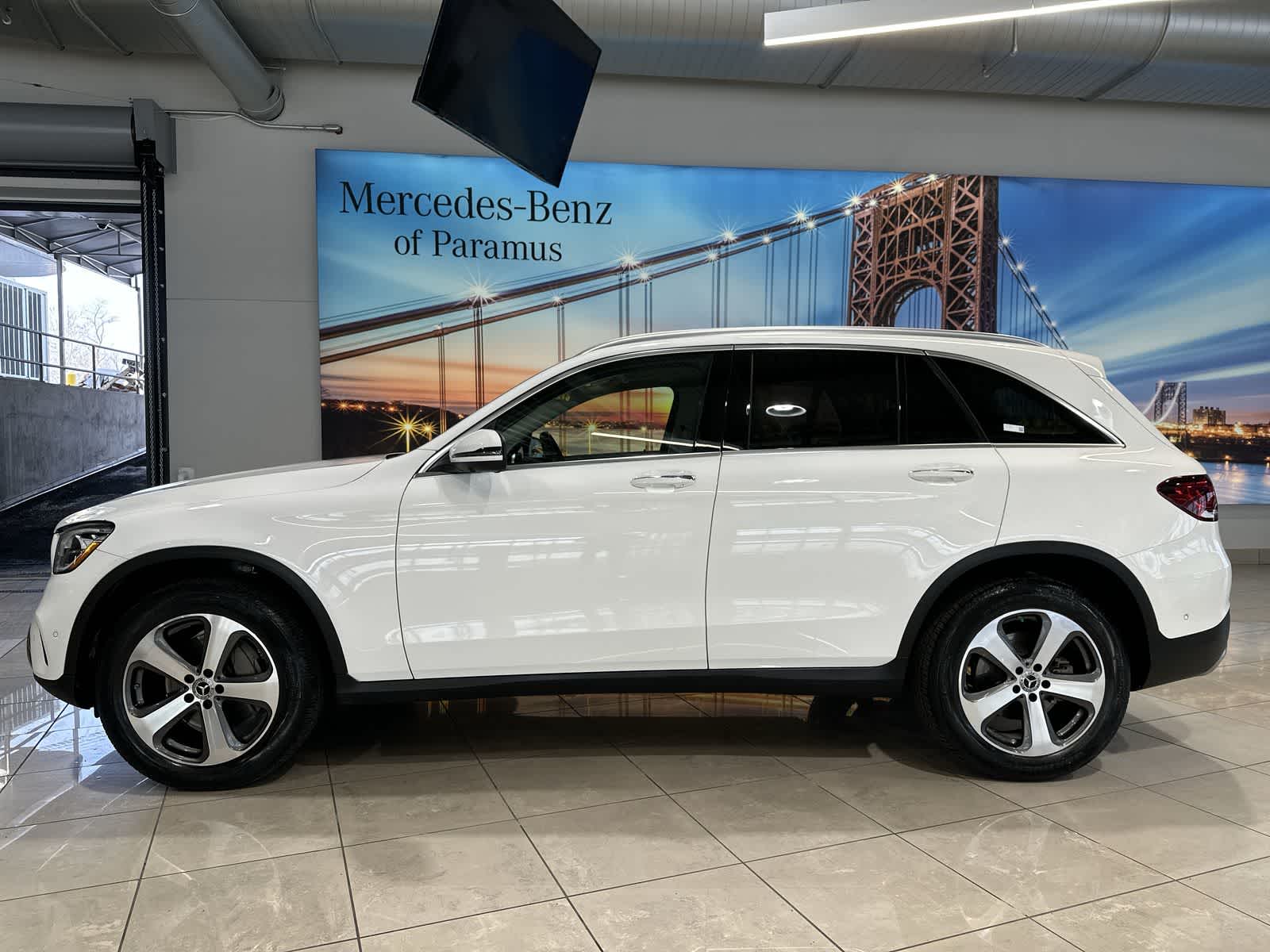 Thumbnail: 2020 Mercedes-Benz GLC - 15