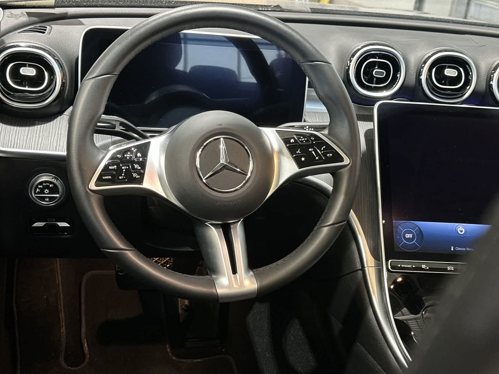 Thumbnail: 2025 Mercedes-Benz C-Class - 27