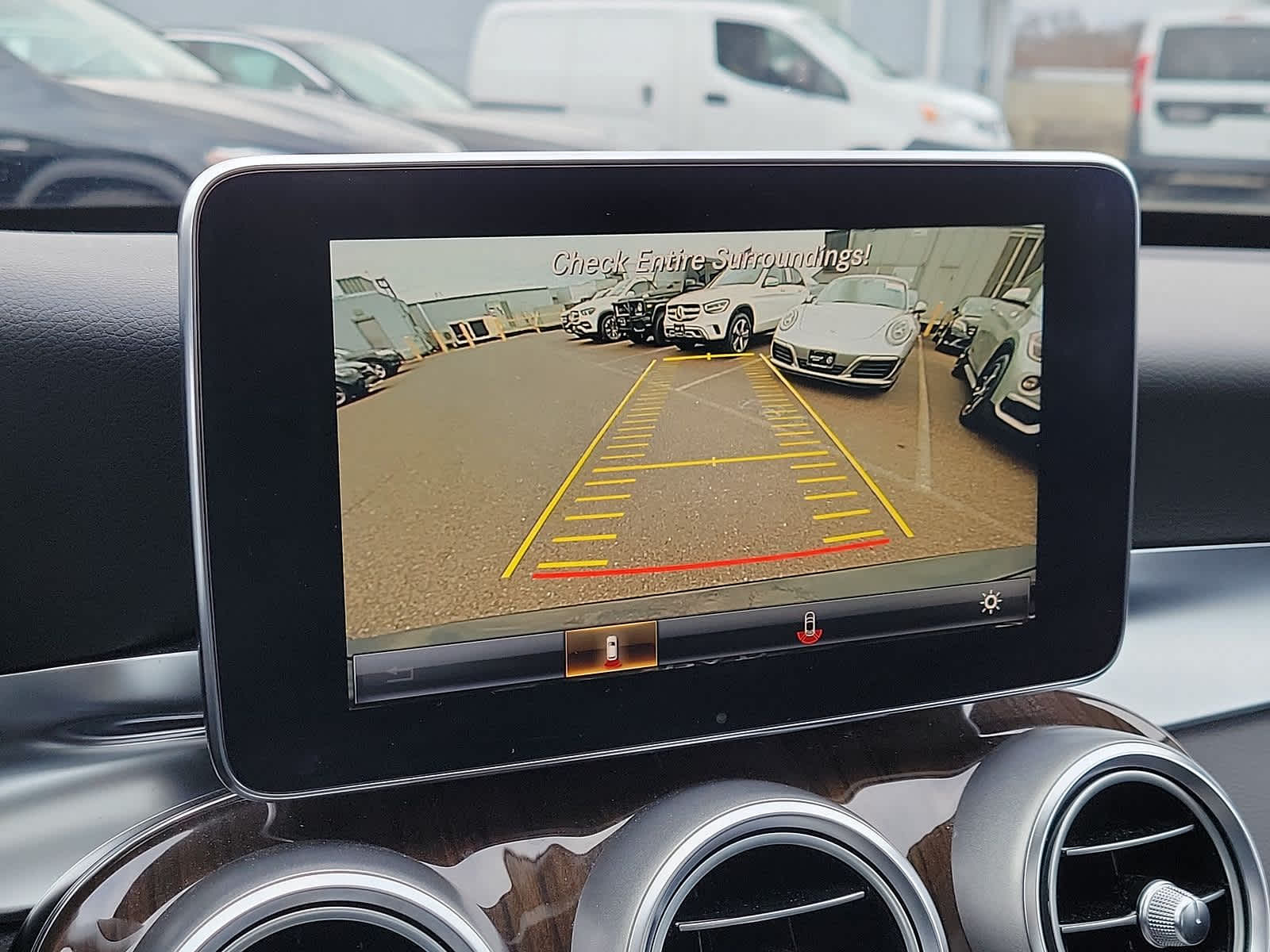 Thumbnail: 2017 Mercedes-Benz C-Class - 15