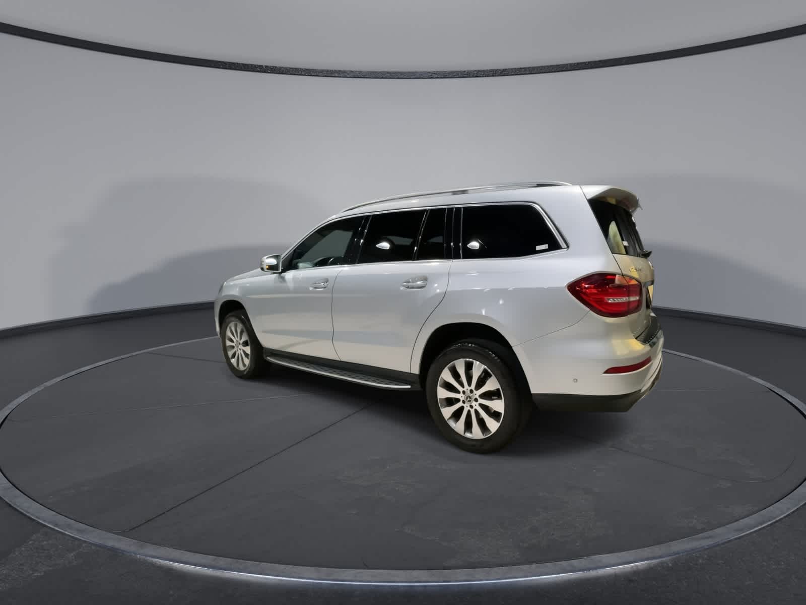 Thumbnail: 2017 Mercedes-Benz GLS - 8