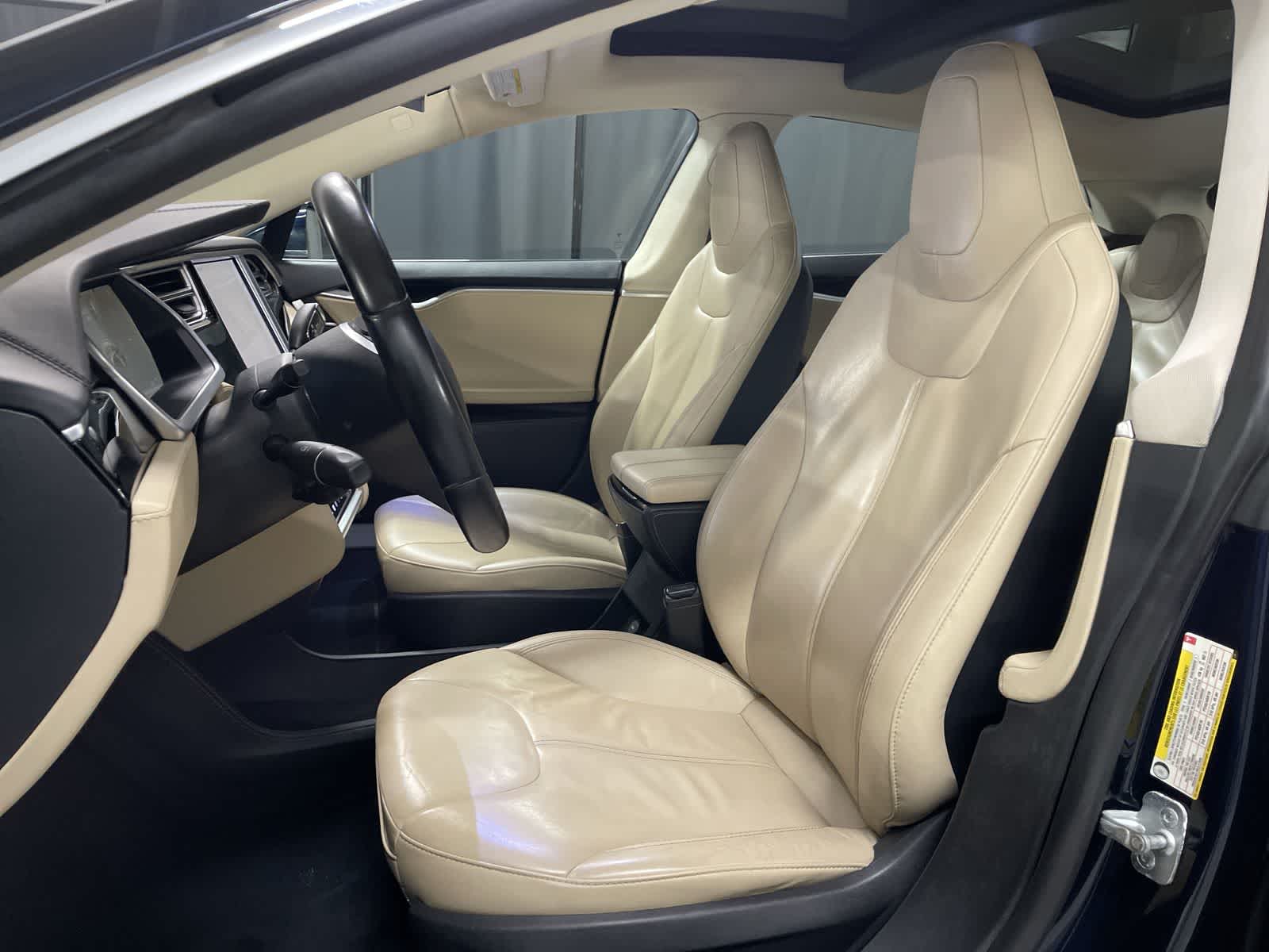 2014 Tesla Model S  22