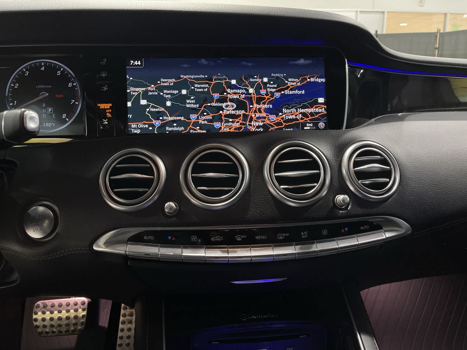 Thumbnail: 2017 Mercedes-Benz S-Class - 28