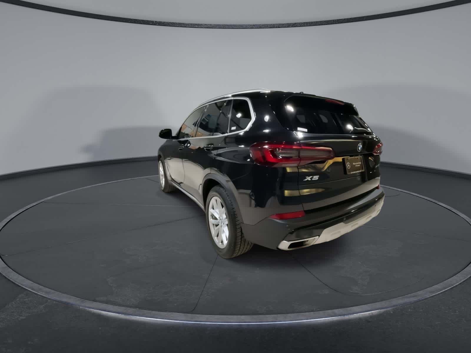 Thumbnail: 2020 BMW X5 - 9