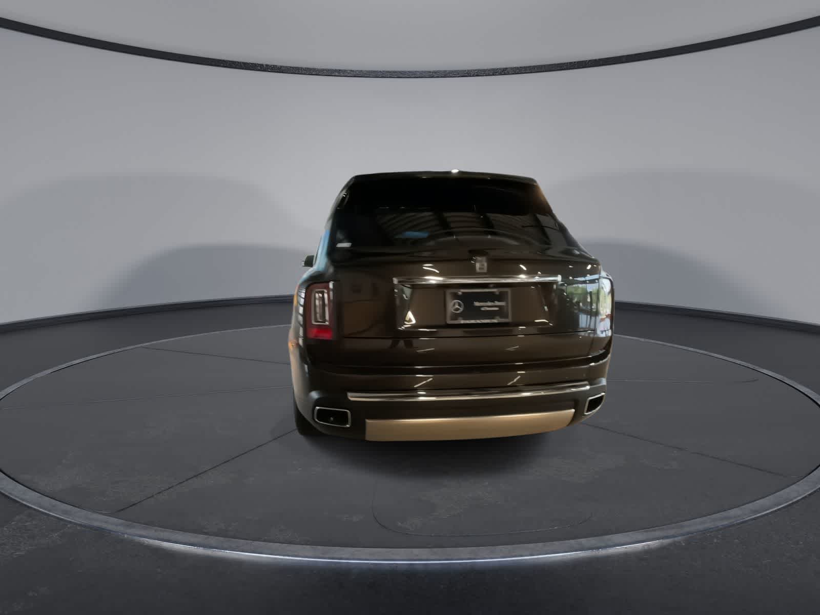 Thumbnail: 2019 Rolls-Royce Cullinan - 10