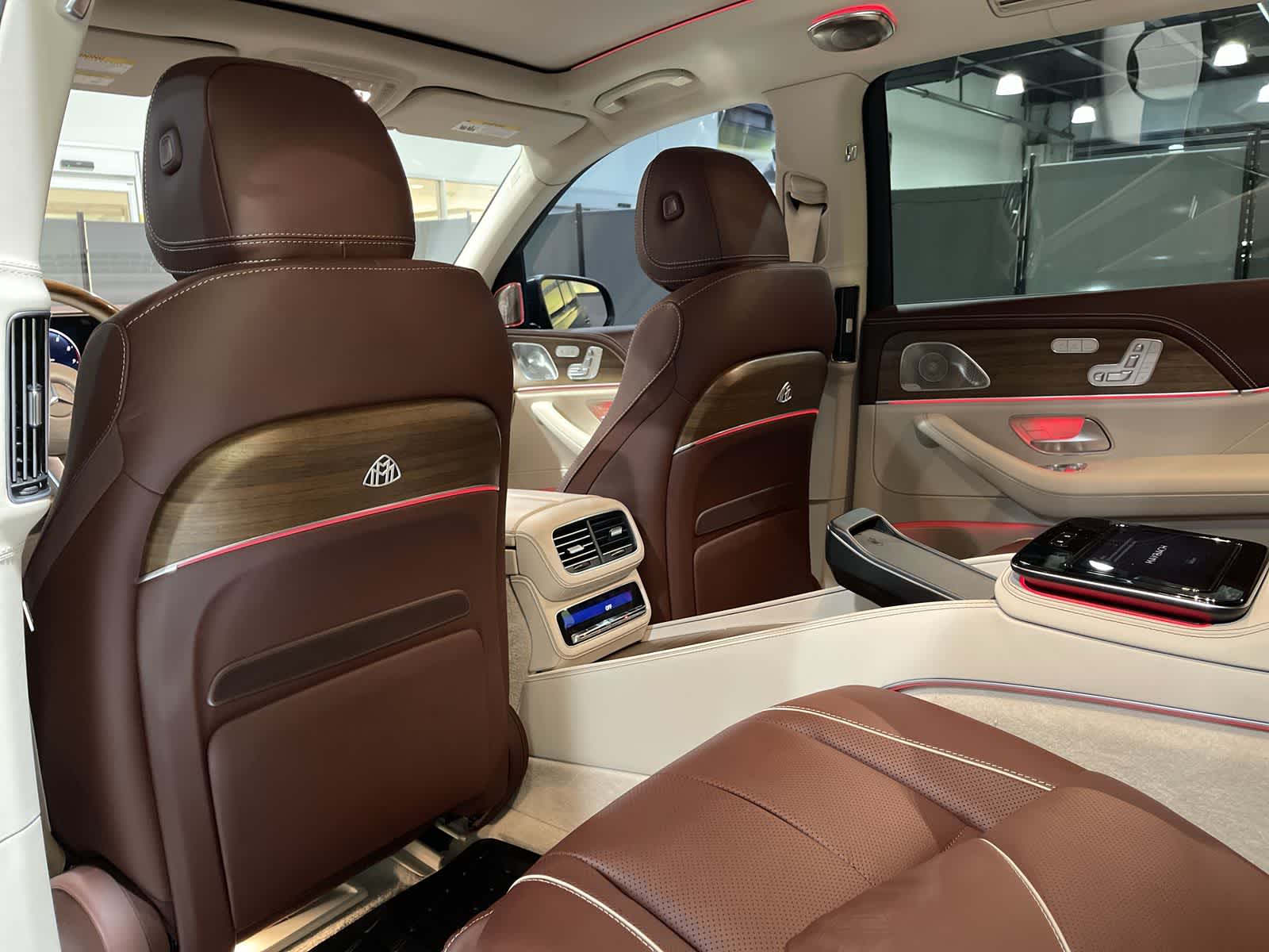 Thumbnail: 2023 Mercedes-Benz GLS - 24