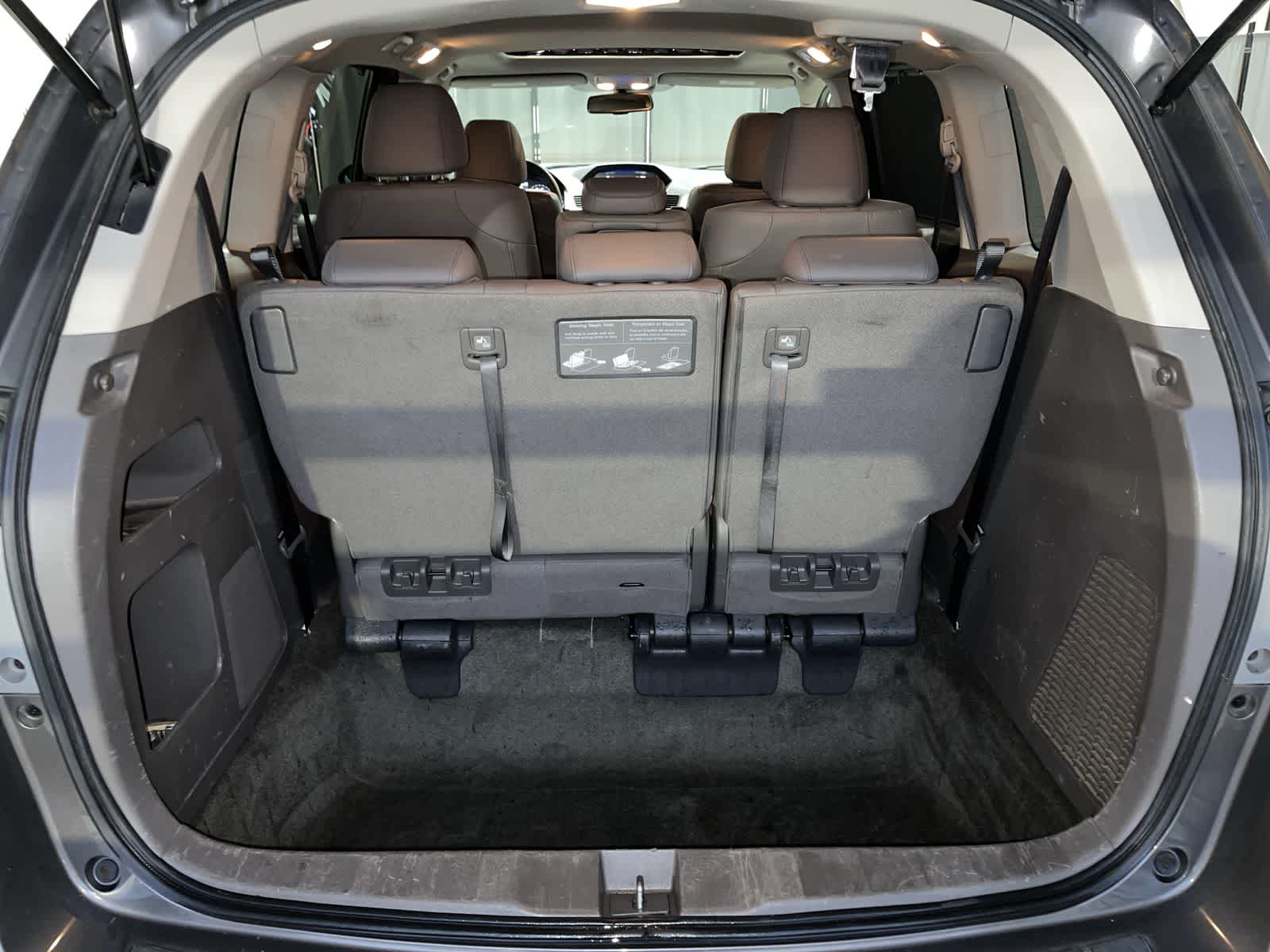 Thumbnail: 2015 Honda Odyssey - 31