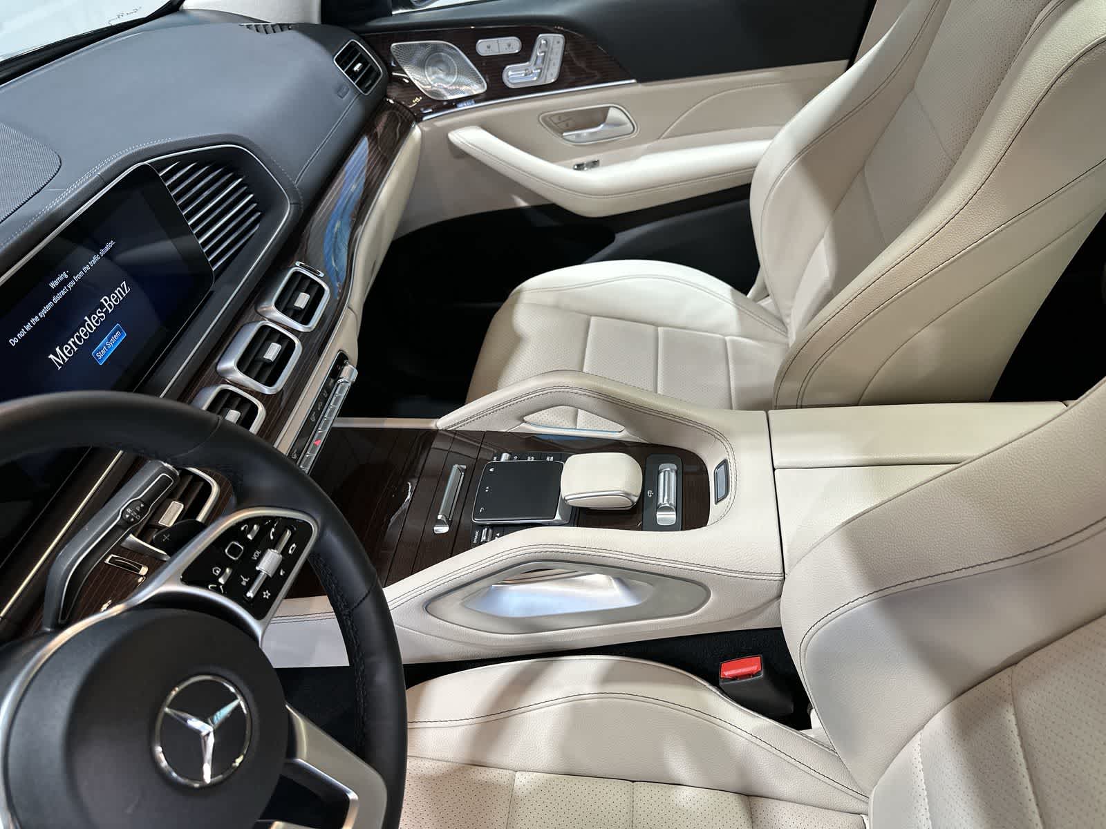 Thumbnail: 2022 Mercedes-Benz GLS - 28