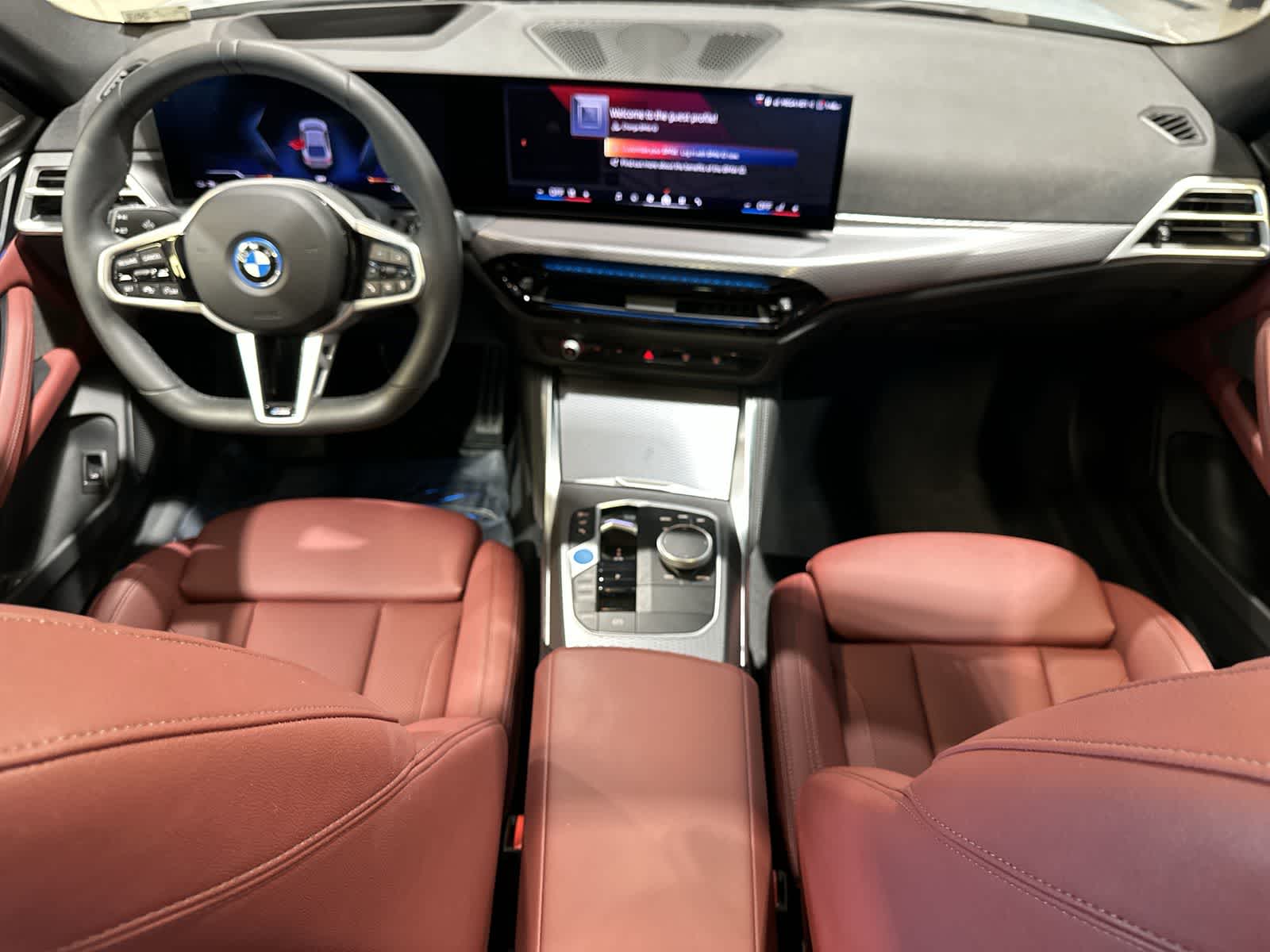 Thumbnail: 2025 BMW i4 - 22