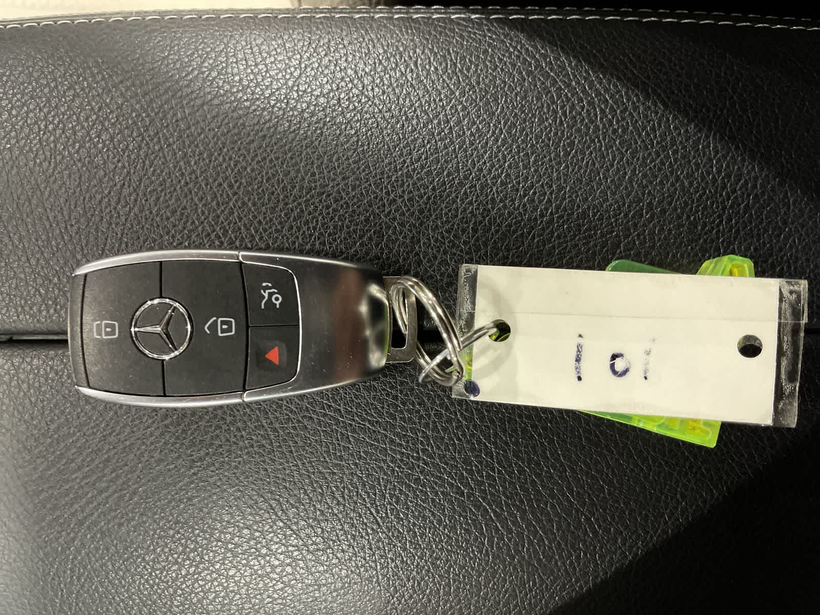 Thumbnail: 2021 Mercedes-Benz C-Class - 32