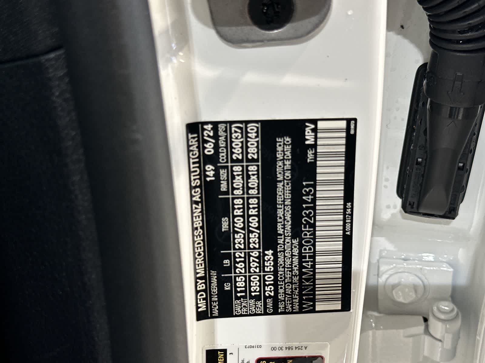 Thumbnail: 2024 Mercedes-Benz GLC - 33