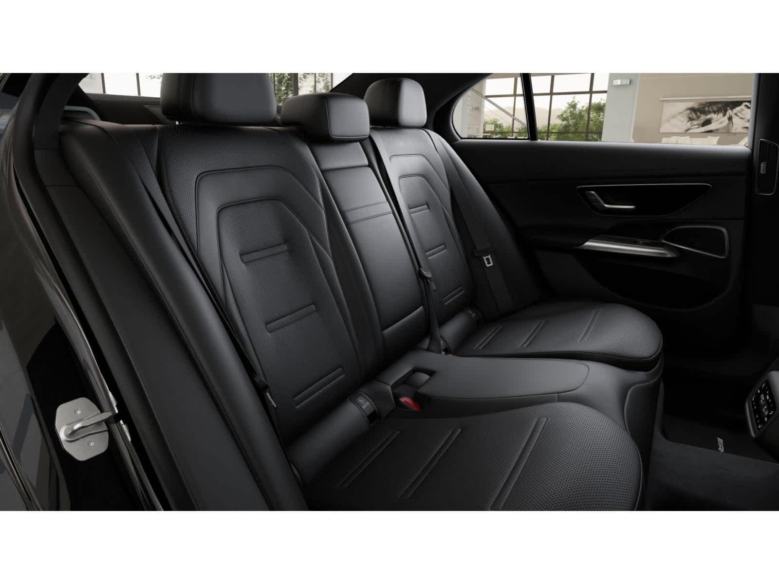 Thumbnail: 2026 Mercedes-Benz E-Class - 4