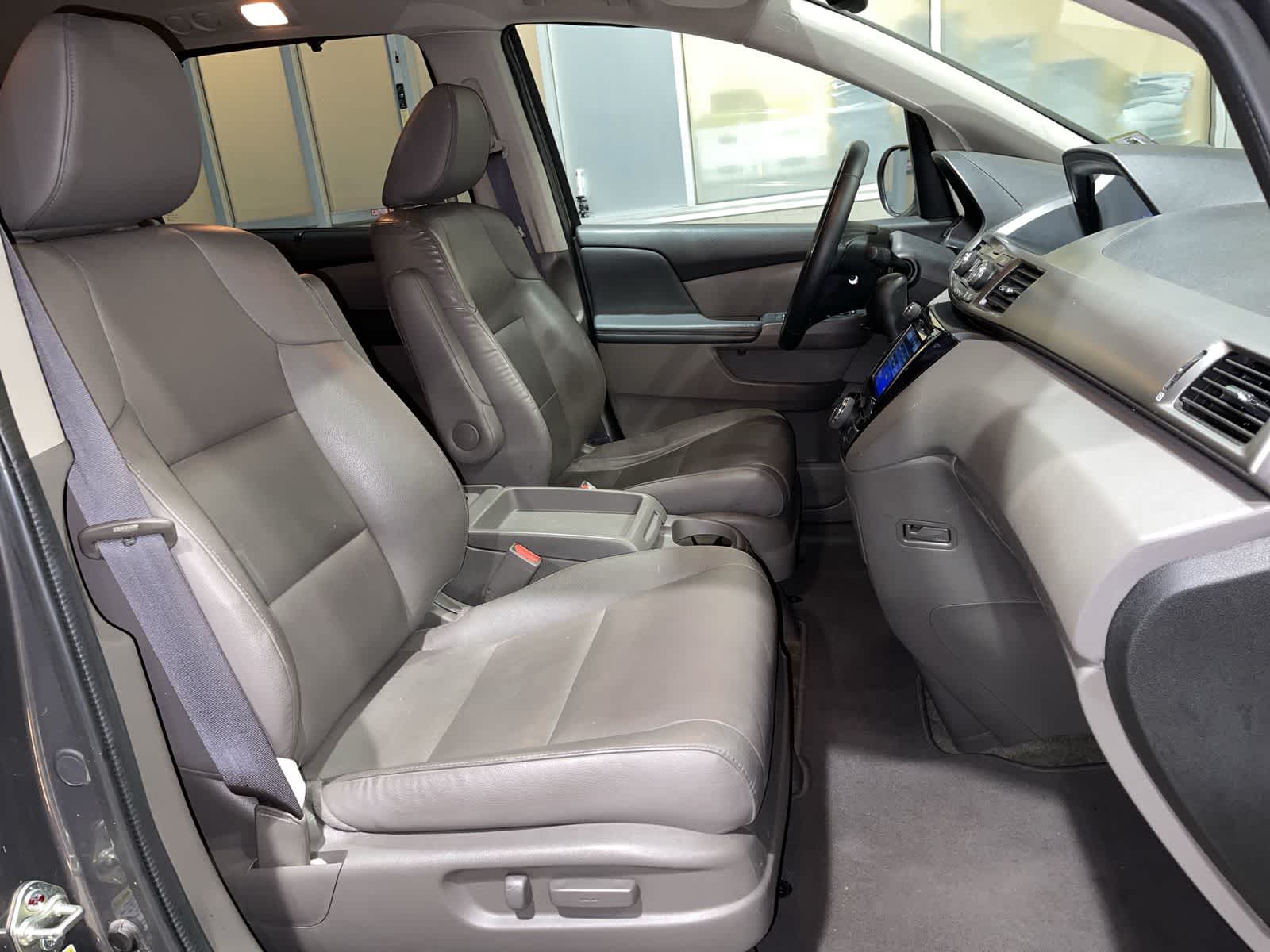 Thumbnail: 2015 Honda Odyssey - 26