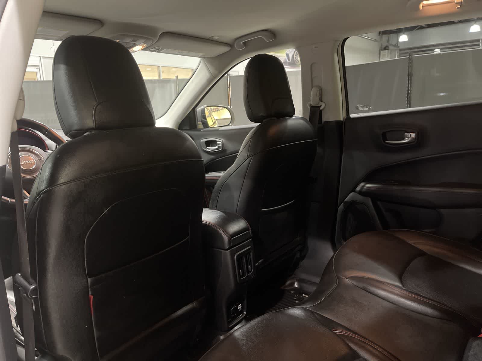 Thumbnail: 2020 Jeep Compass - 24