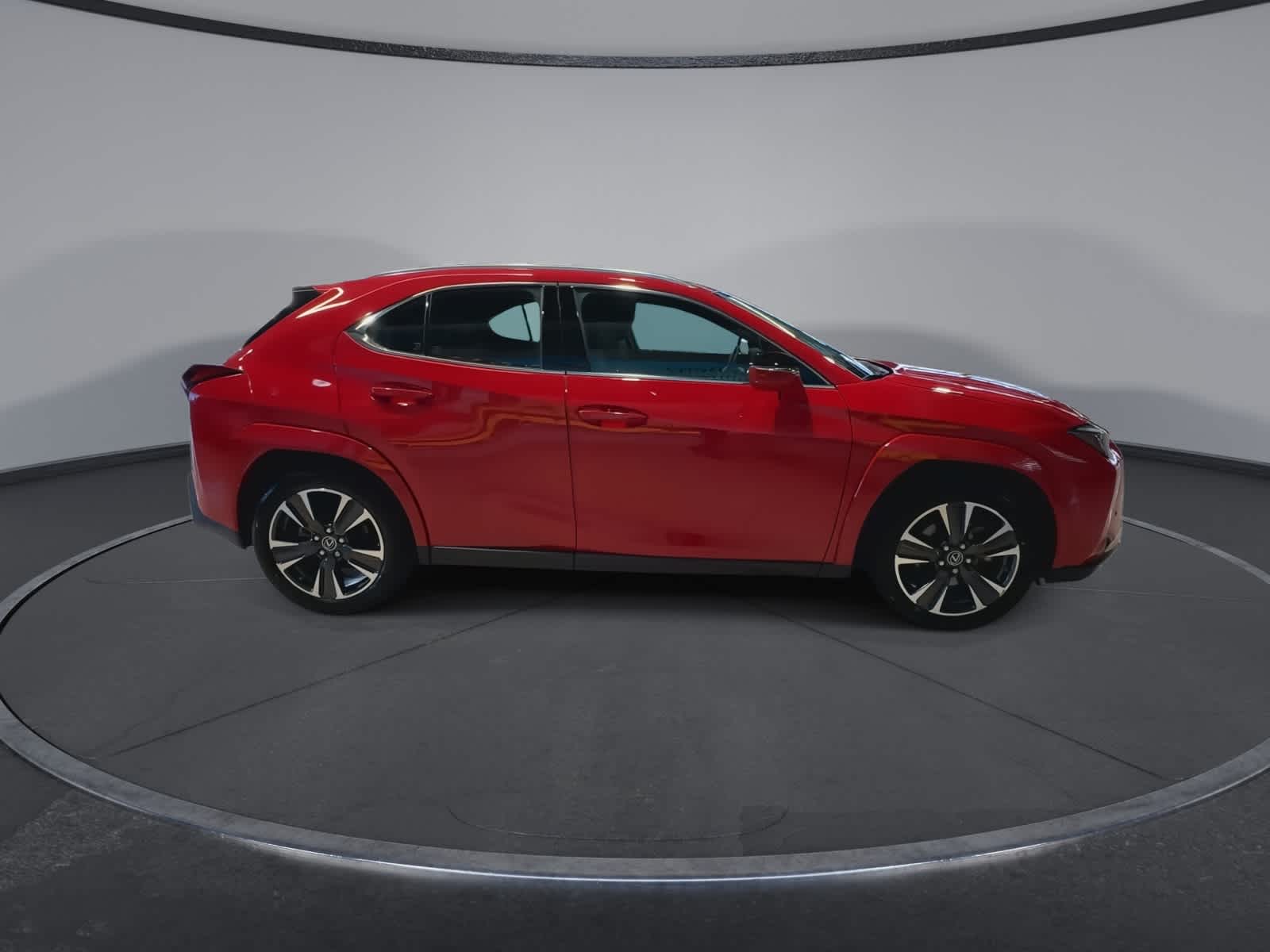 Thumbnail: 2023 Lexus UX - 13