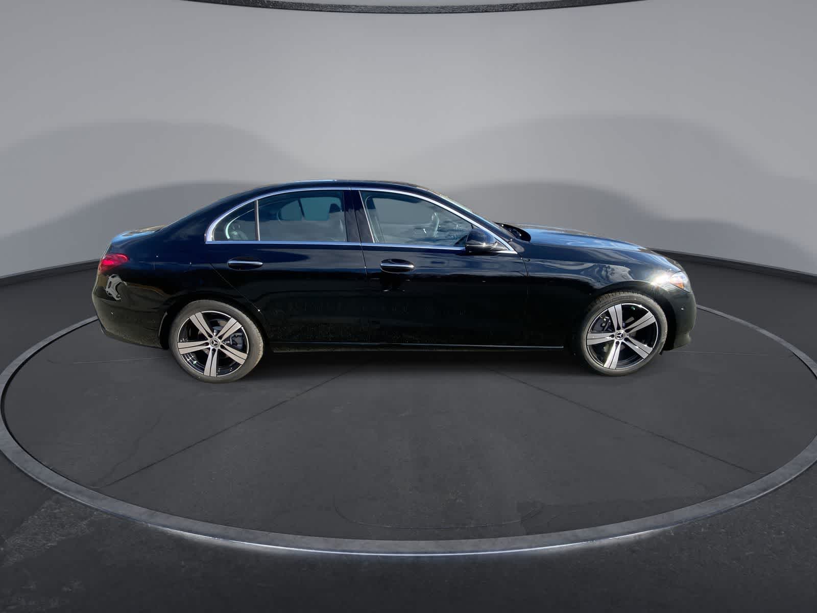 Thumbnail: 2025 Mercedes-Benz C-Class - 9