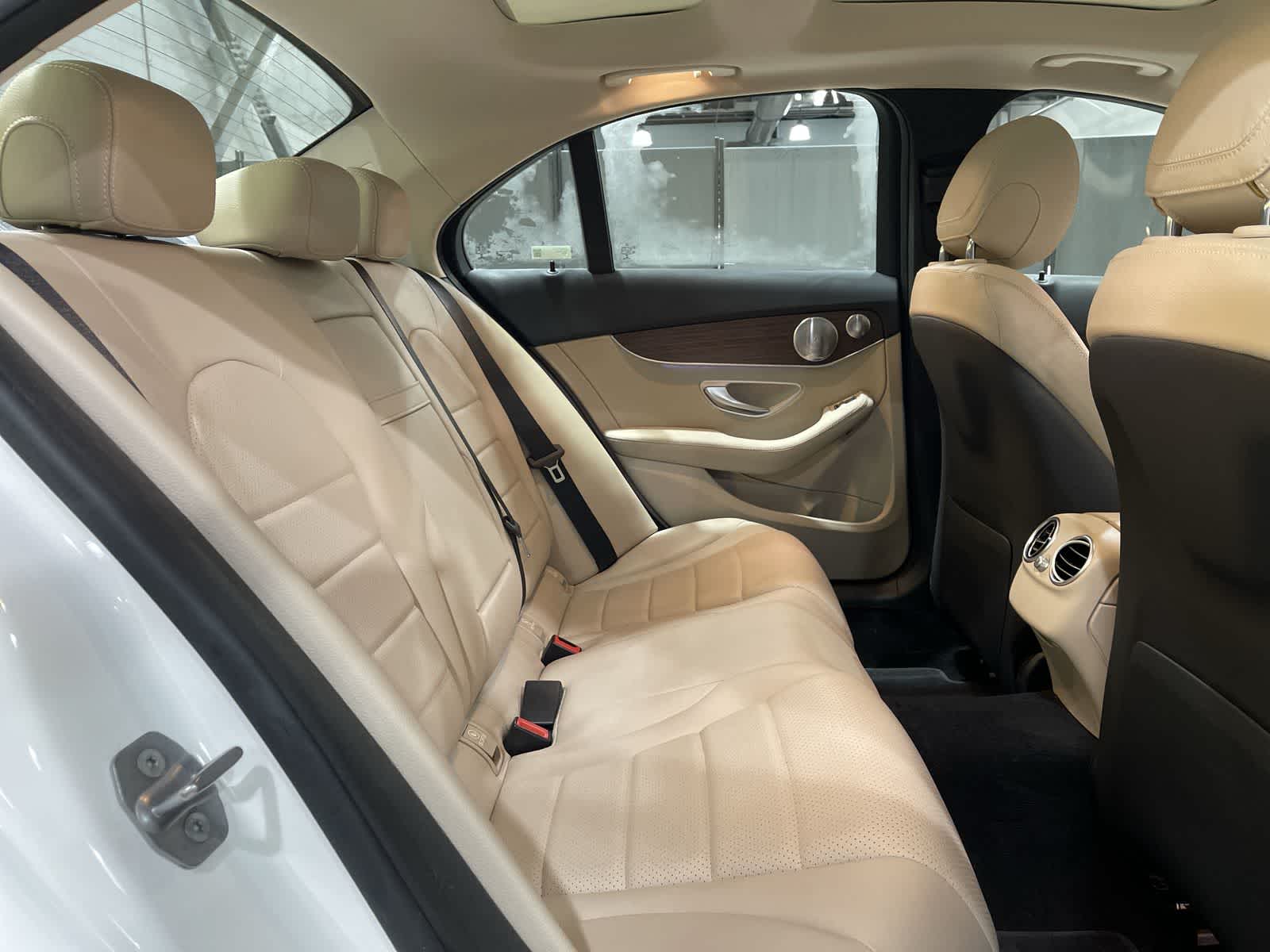 Thumbnail: 2021 Mercedes-Benz C-Class - 25