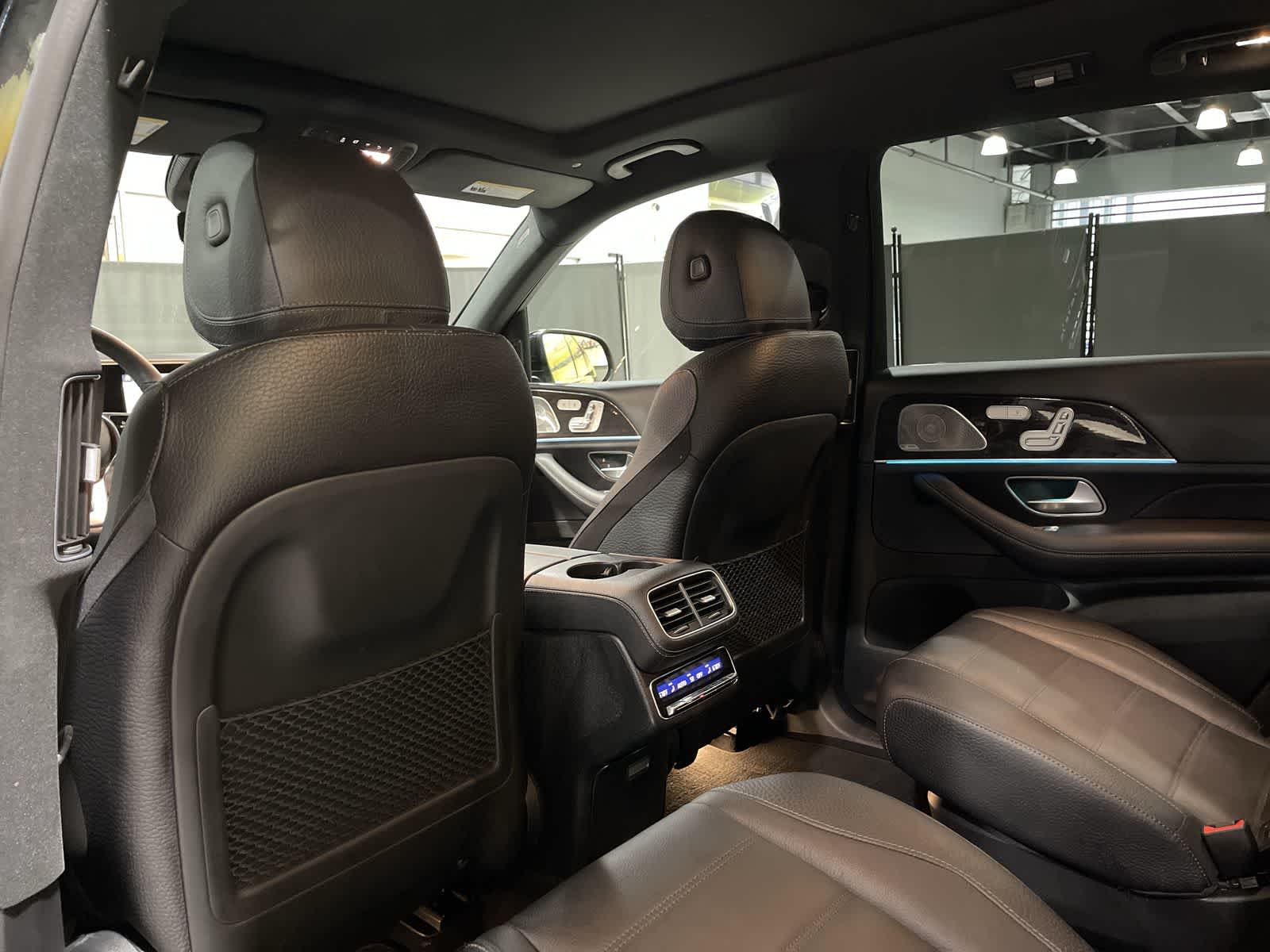 Thumbnail: 2022 Mercedes-Benz GLS - 24