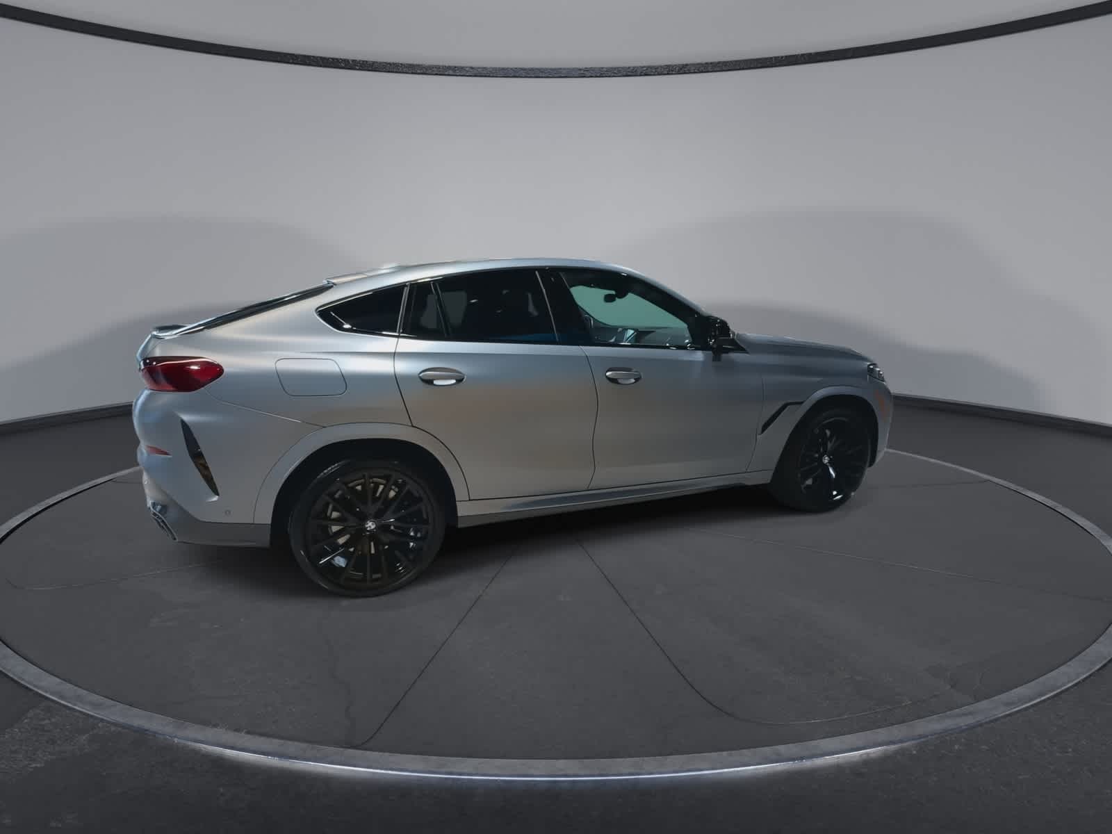 Thumbnail: 2025 BMW X6 - 12