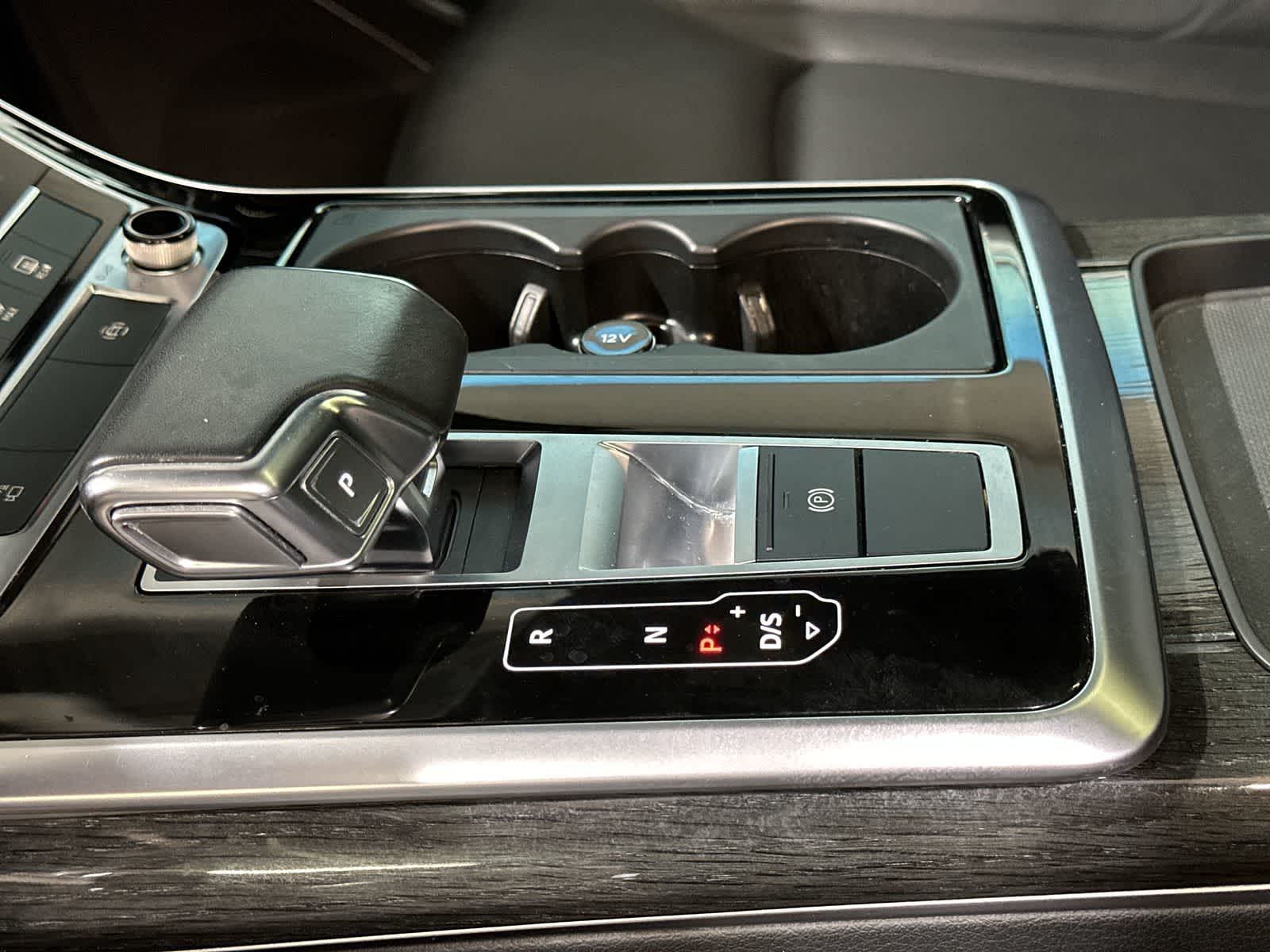 Thumbnail: 2020 Audi Q7 - 29