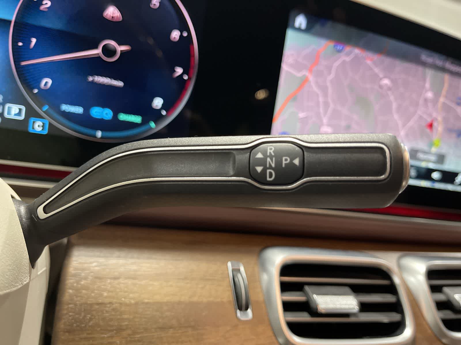 Thumbnail: 2023 Mercedes-Benz GLS - 29