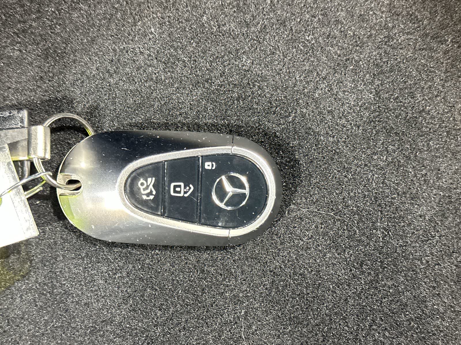 Thumbnail: 2021 Mercedes-Benz S-Class - 32