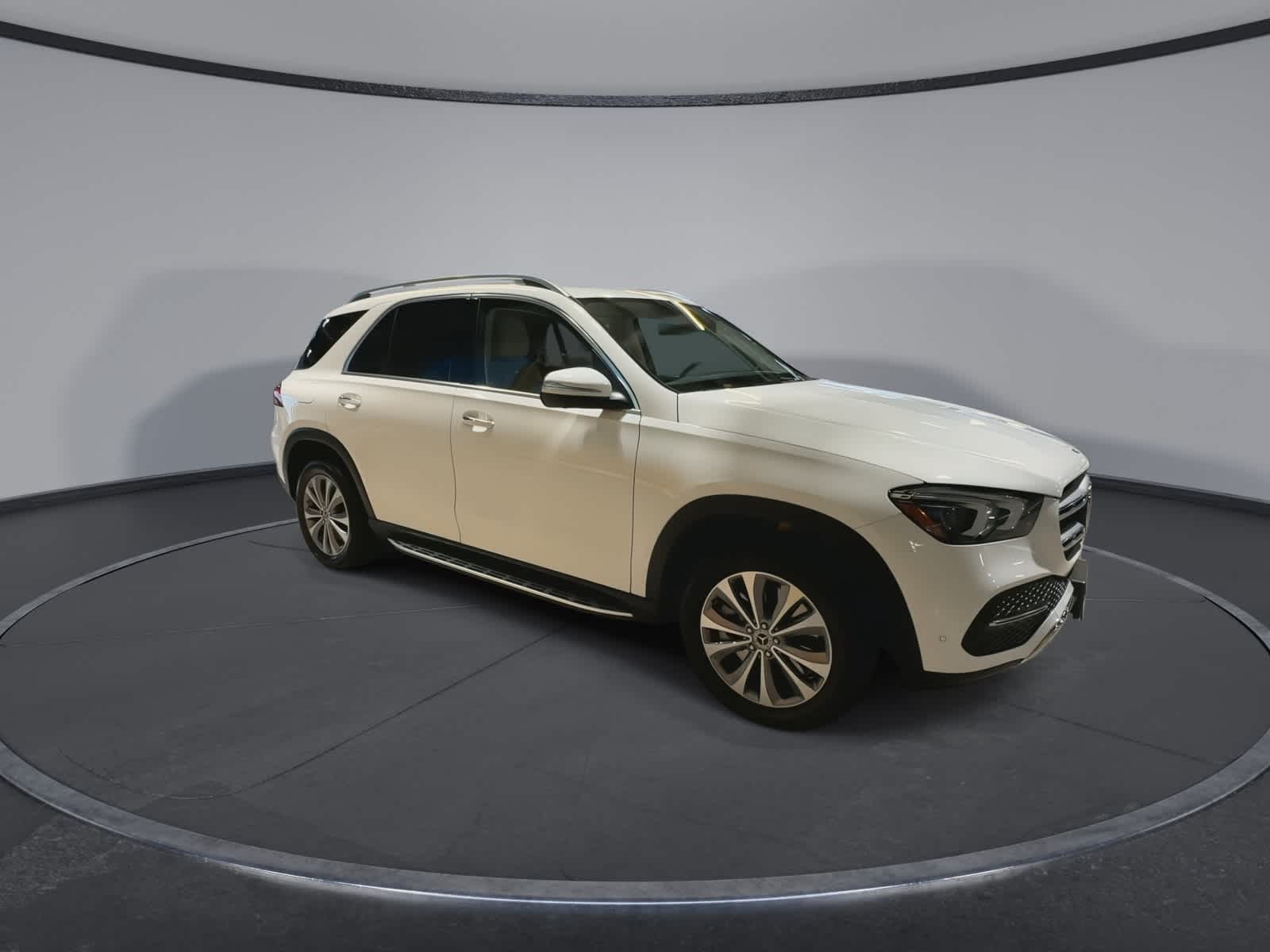 Thumbnail: 2022 Mercedes-Benz GLE - 2