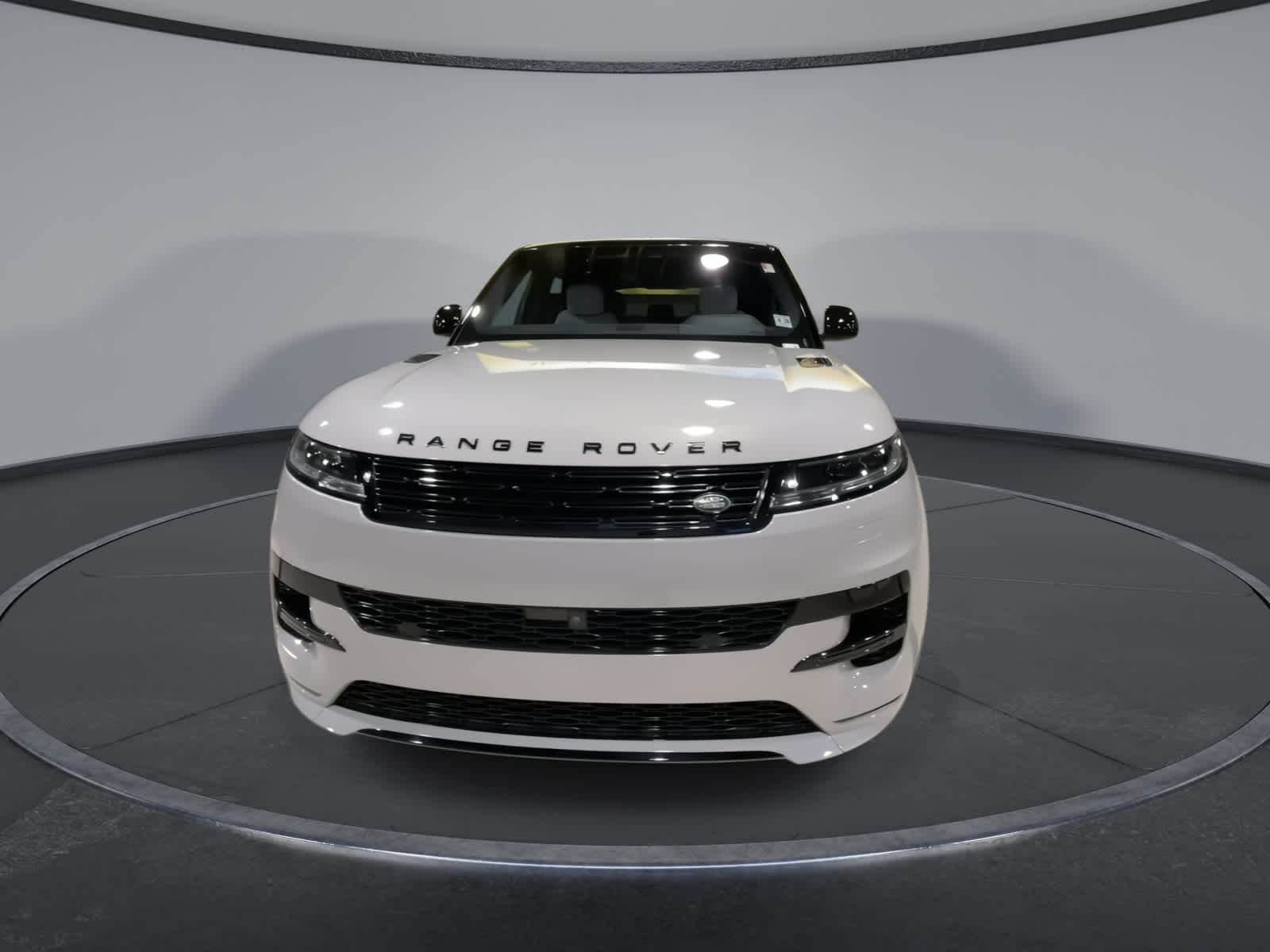 Thumbnail: 2023 Land Rover Range Rover Sport - 4
