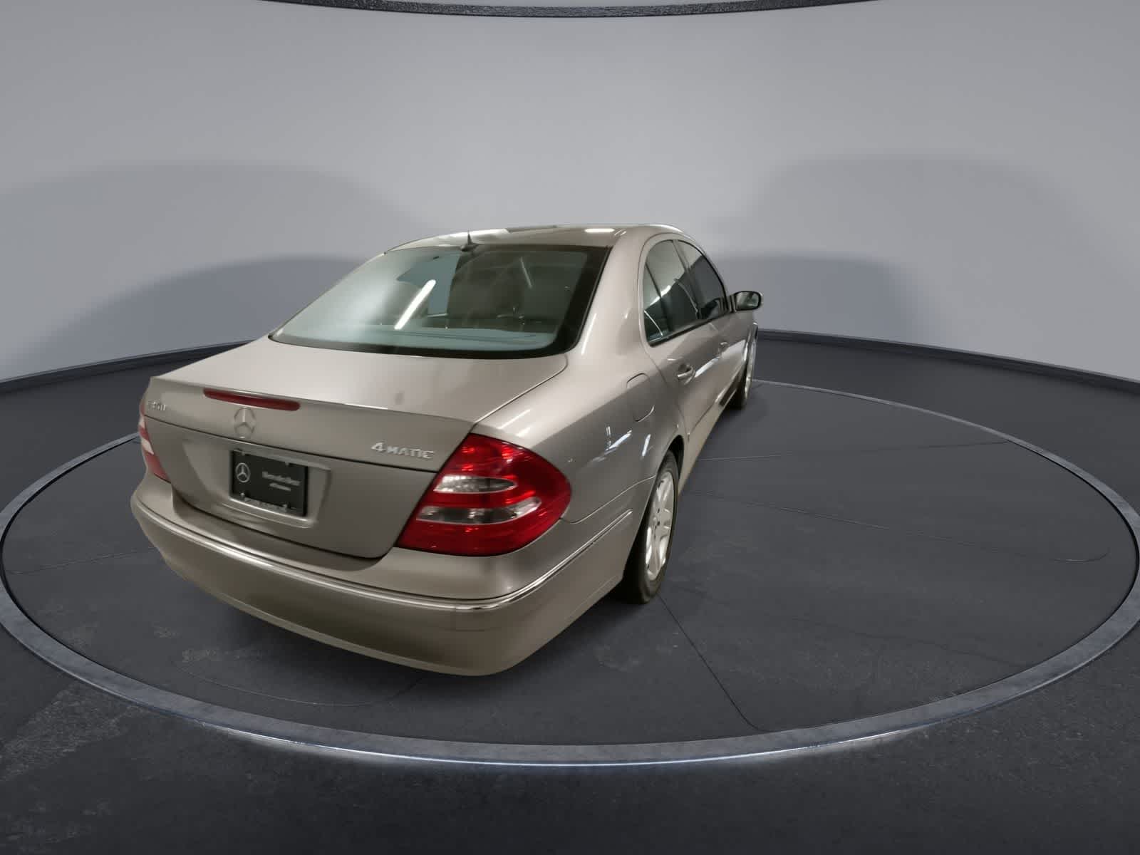 Thumbnail: 2006 Mercedes-Benz E-Class - 11