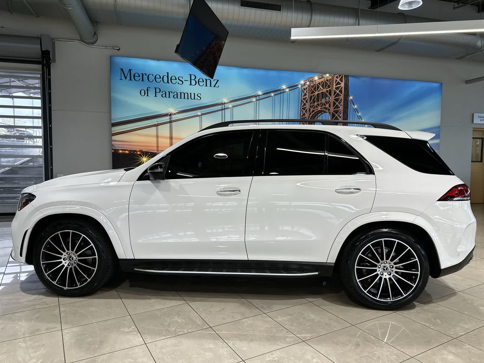 Thumbnail: 2023 Mercedes-Benz GLE - 15