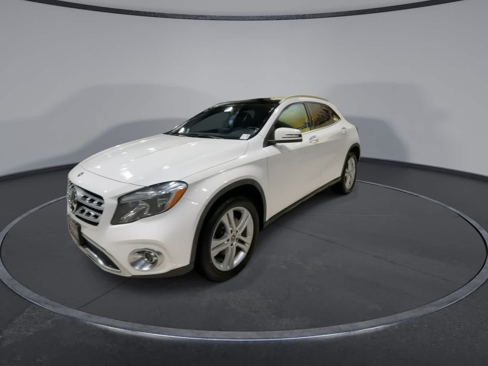 Thumbnail: 2018 Mercedes-Benz GLA - 6