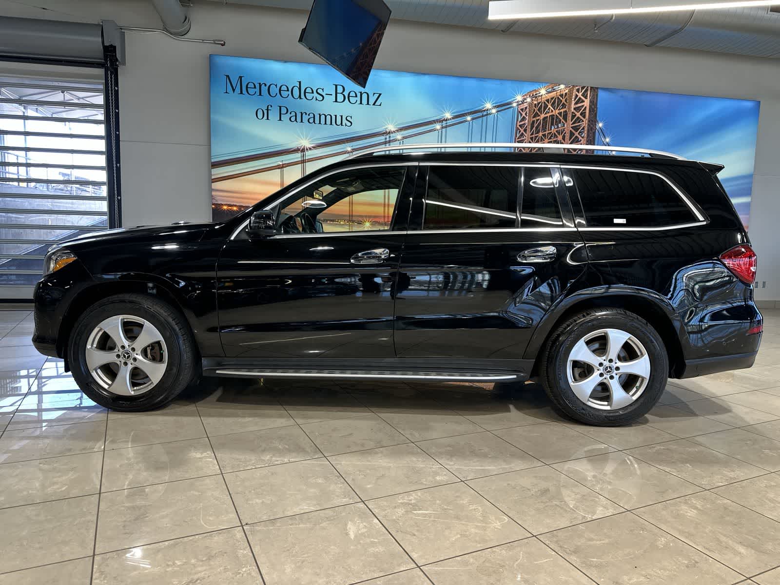 Thumbnail: 2019 Mercedes-Benz GLS - 15