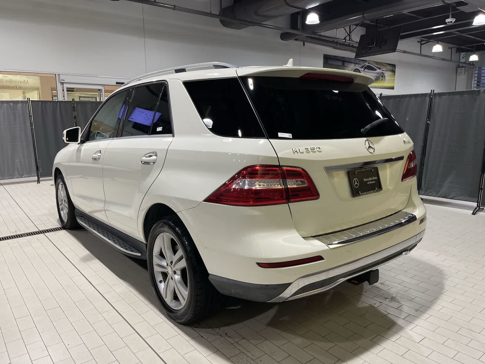 Thumbnail: 2013 Mercedes-Benz M-Class - 16