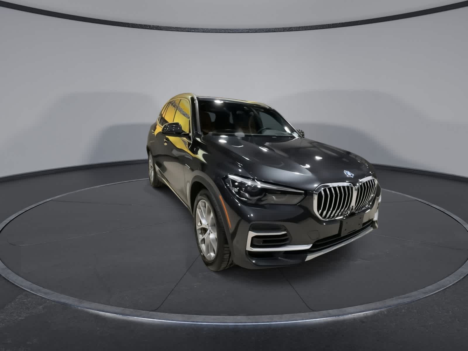 Thumbnail: 2022 BMW X5 - 3