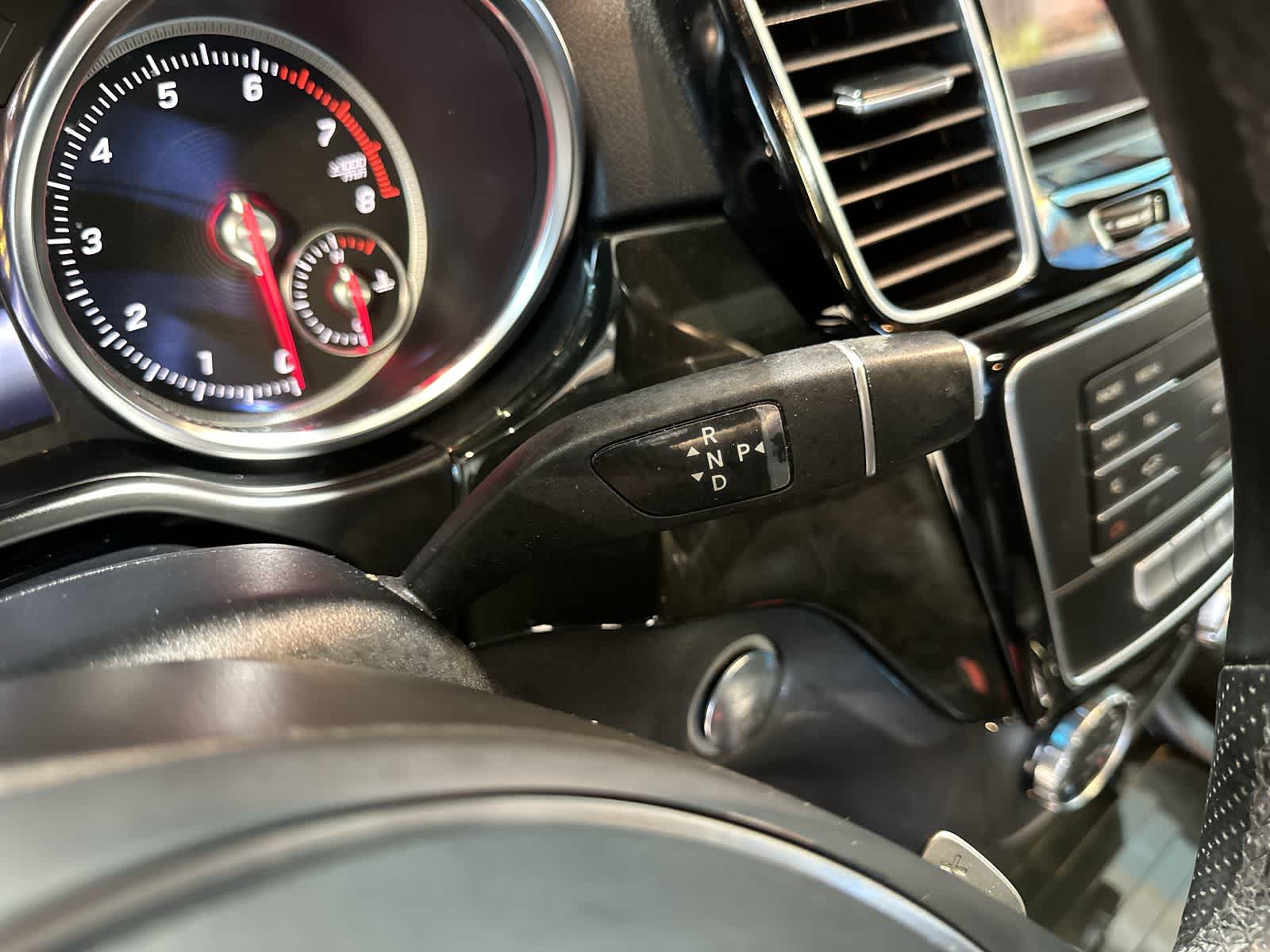 Thumbnail: 2019 Mercedes-Benz GLS - 29