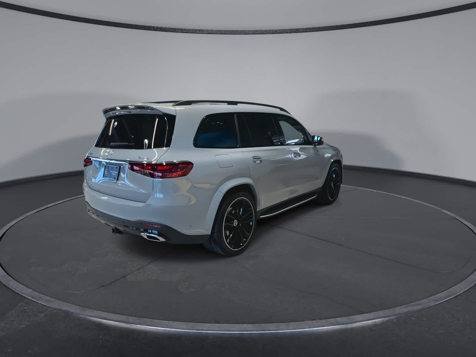 Thumbnail: 2024 Mercedes-Benz GLS - 11