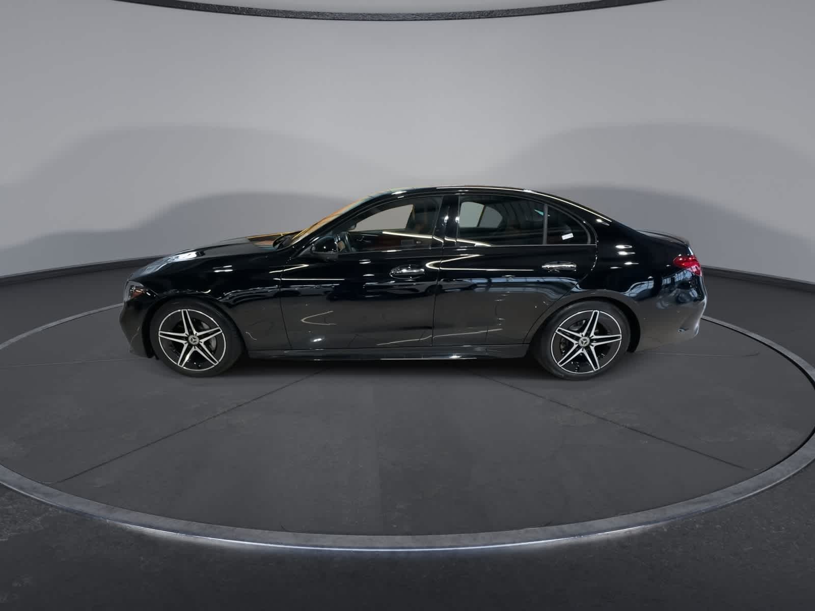 Thumbnail: 2022 Mercedes-Benz C-Class - 6