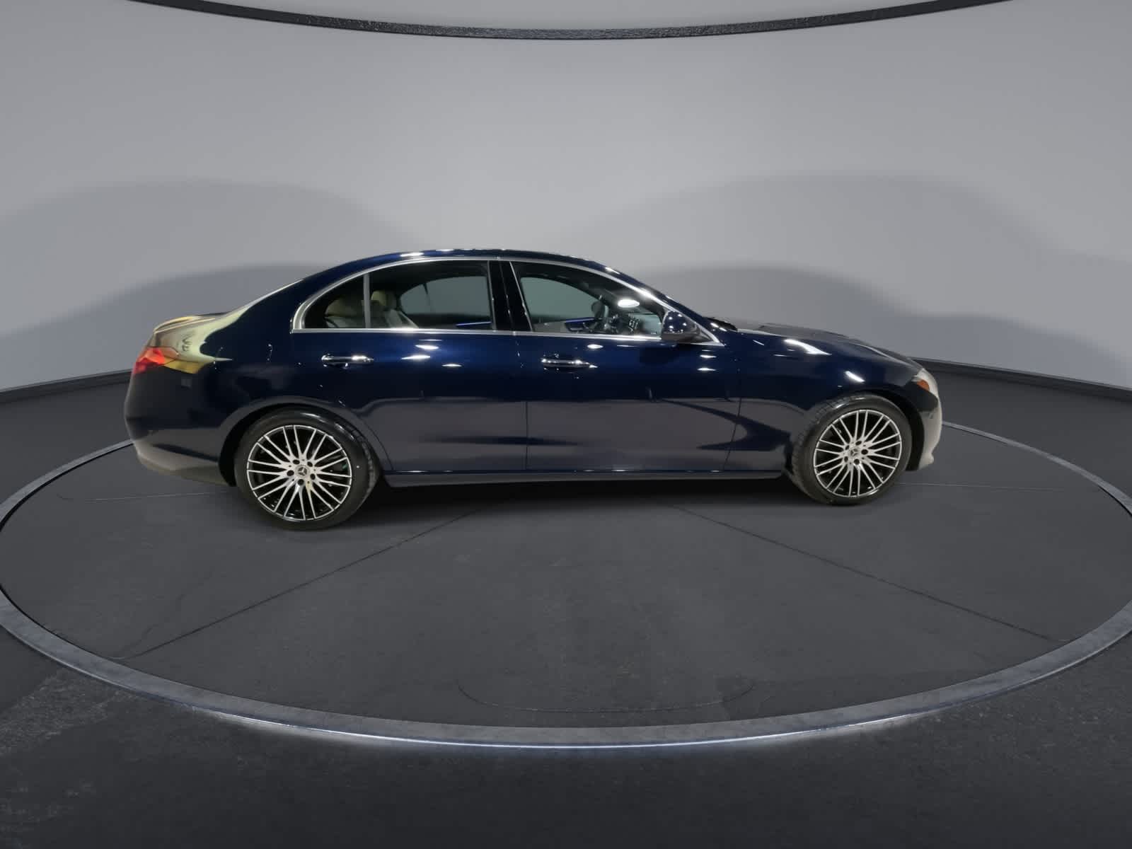 Thumbnail: 2022 Mercedes-Benz C-Class - 13