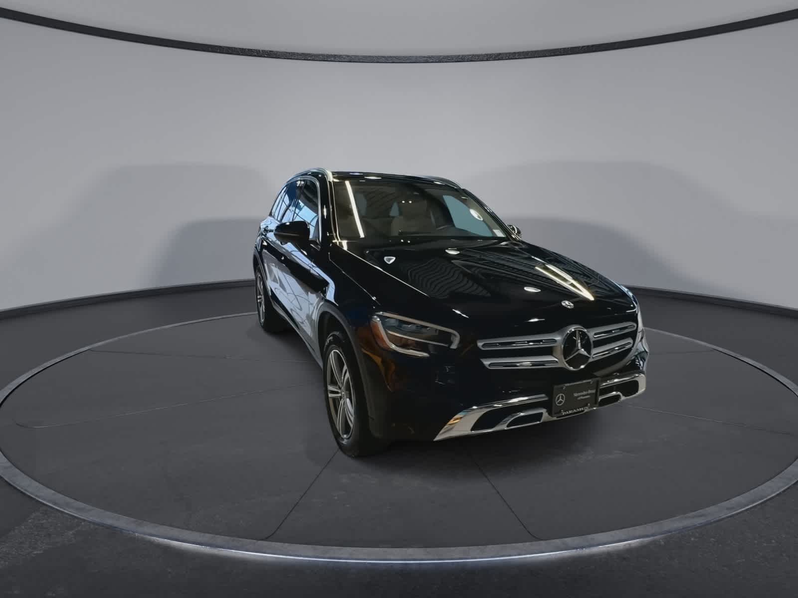 Thumbnail: 2022 Mercedes-Benz GLC - 3