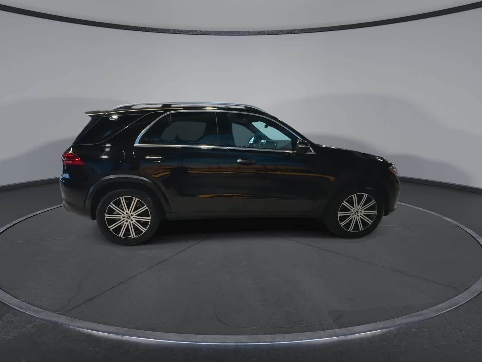 Thumbnail: 2024 Mercedes-Benz GLE - 2