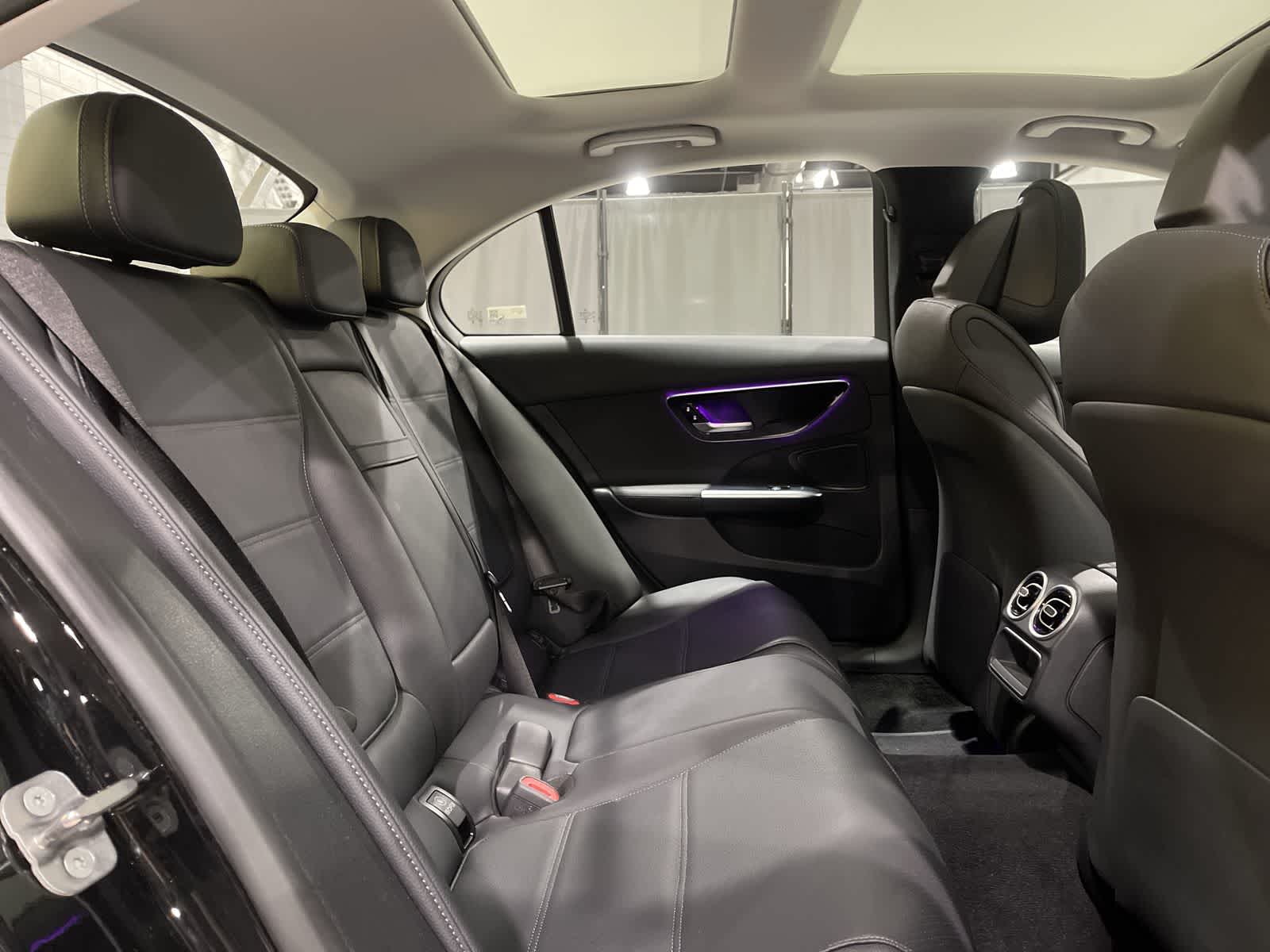 Thumbnail: 2025 Mercedes-Benz C-Class - 25