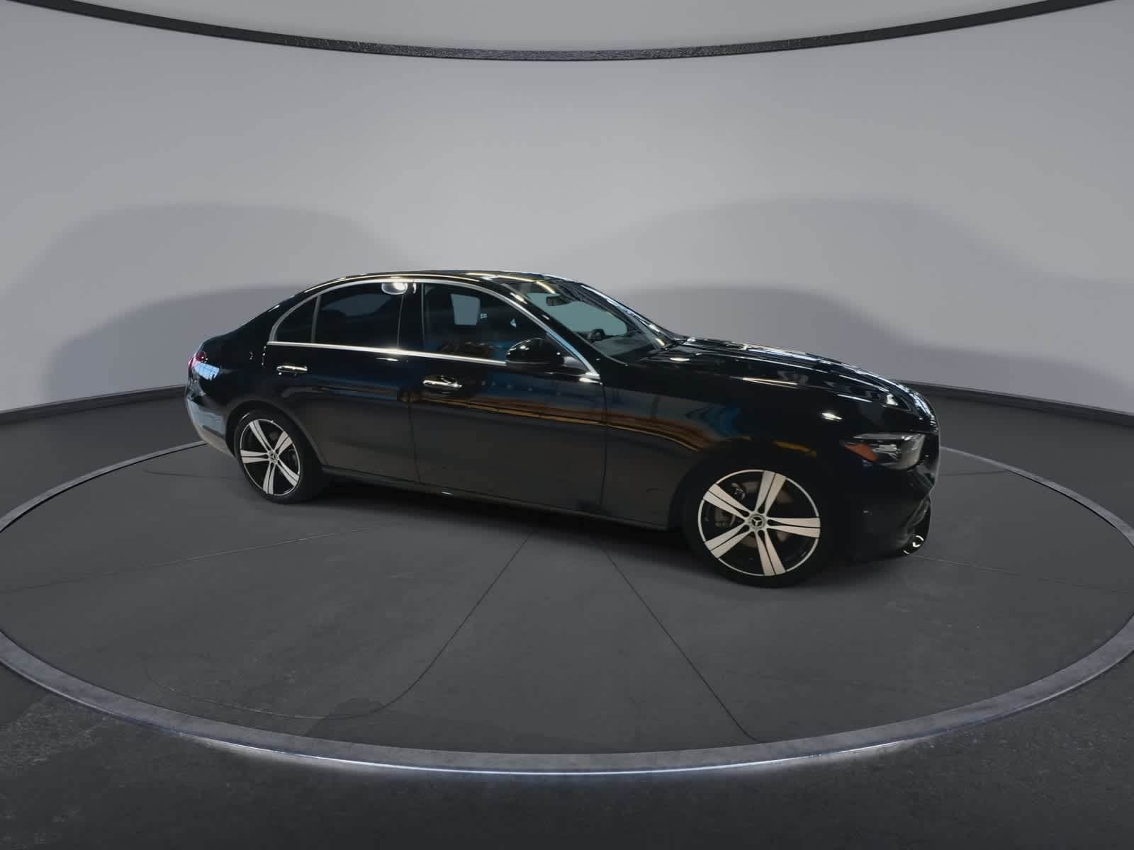 Thumbnail: 2025 Mercedes-Benz C-Class - 13