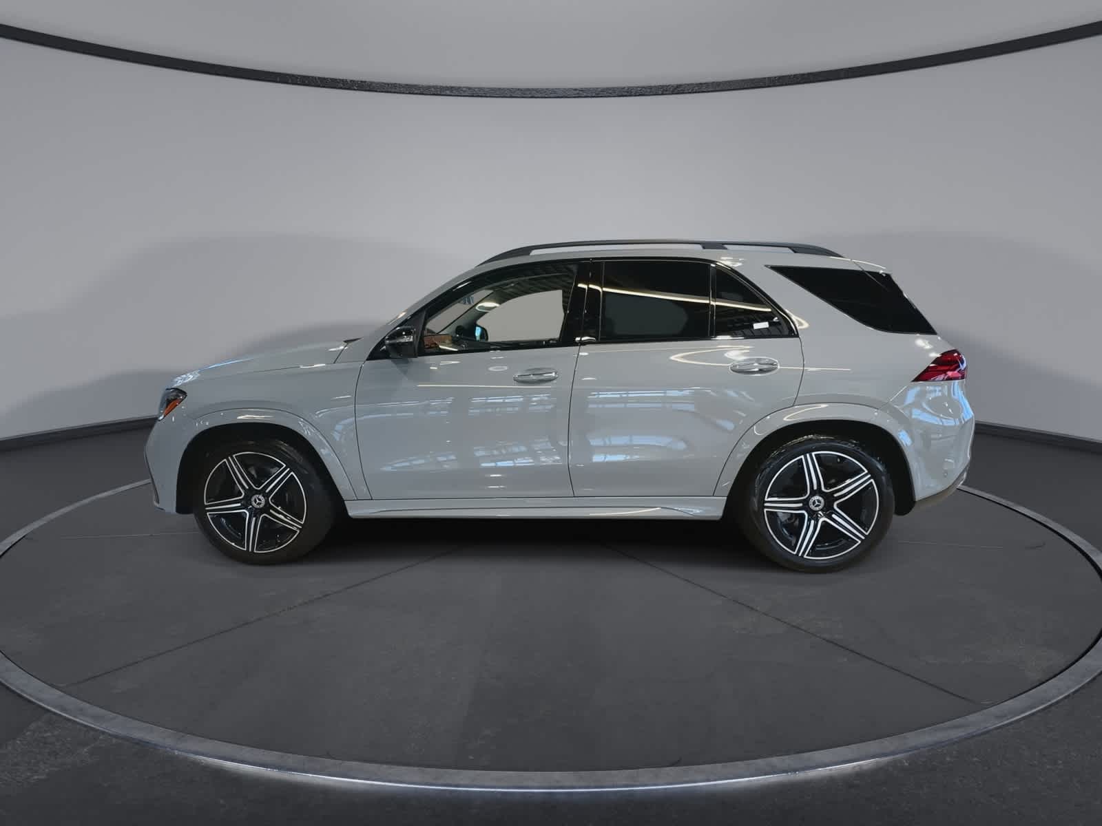 Thumbnail: 2024 Mercedes-Benz GLE - 7