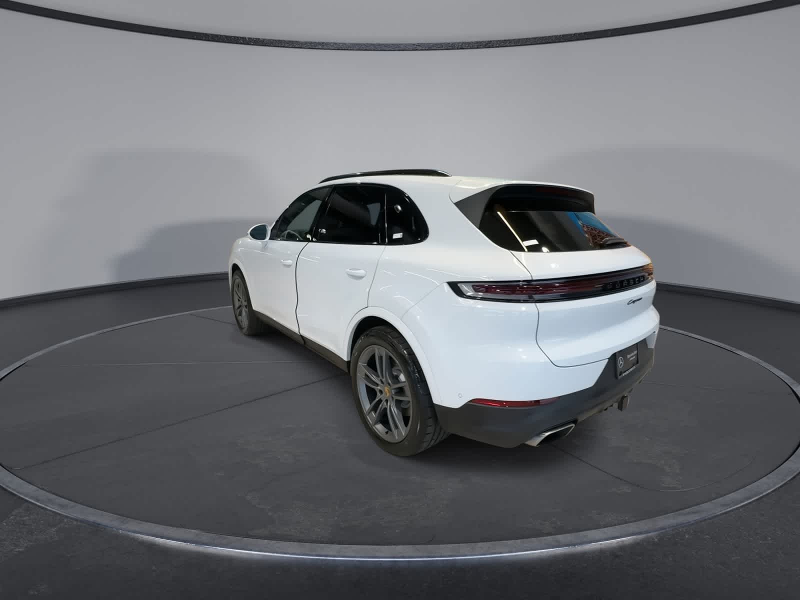 Thumbnail: 2024 Porsche Cayenne - 7
