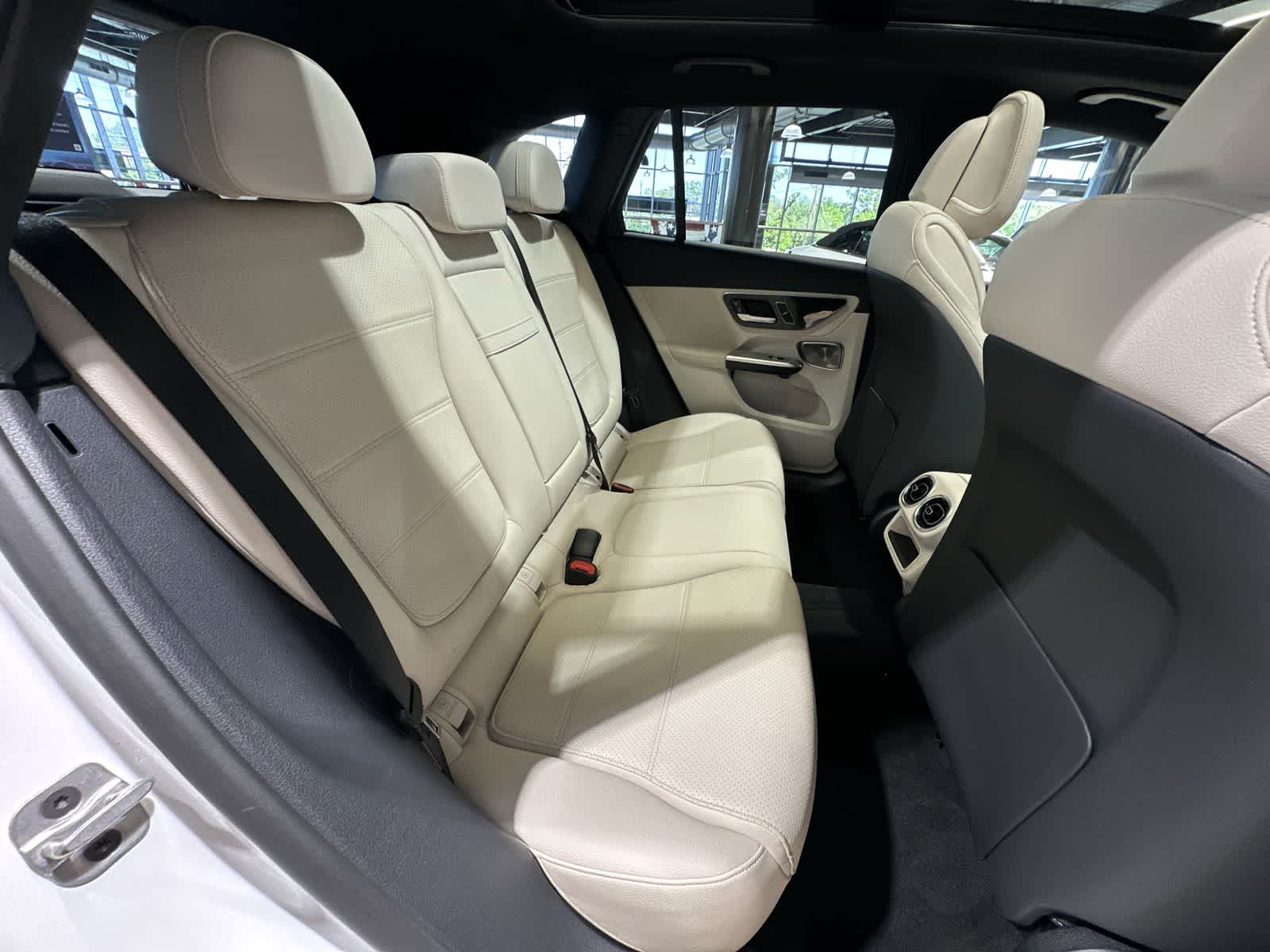 Thumbnail: 2026 Mercedes-Benz GLC - 25