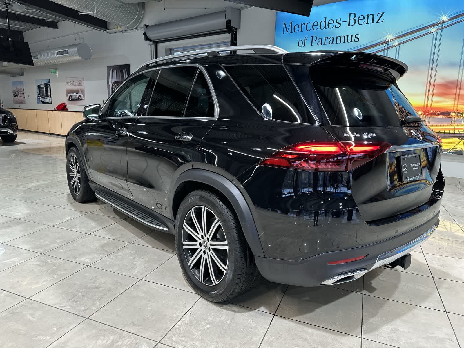 Thumbnail: 2026 Mercedes-Benz GLE - 16