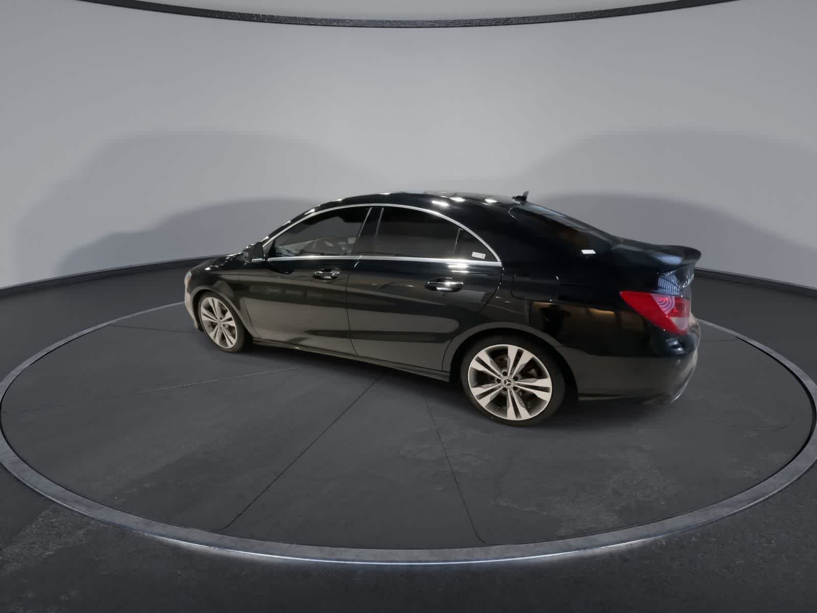 Thumbnail: 2019 Mercedes-Benz CLA - 8
