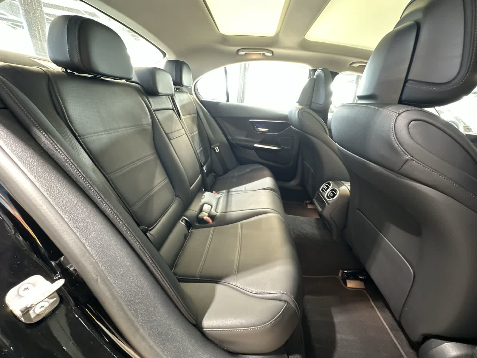 Thumbnail: 2025 Mercedes-Benz C-Class - 25