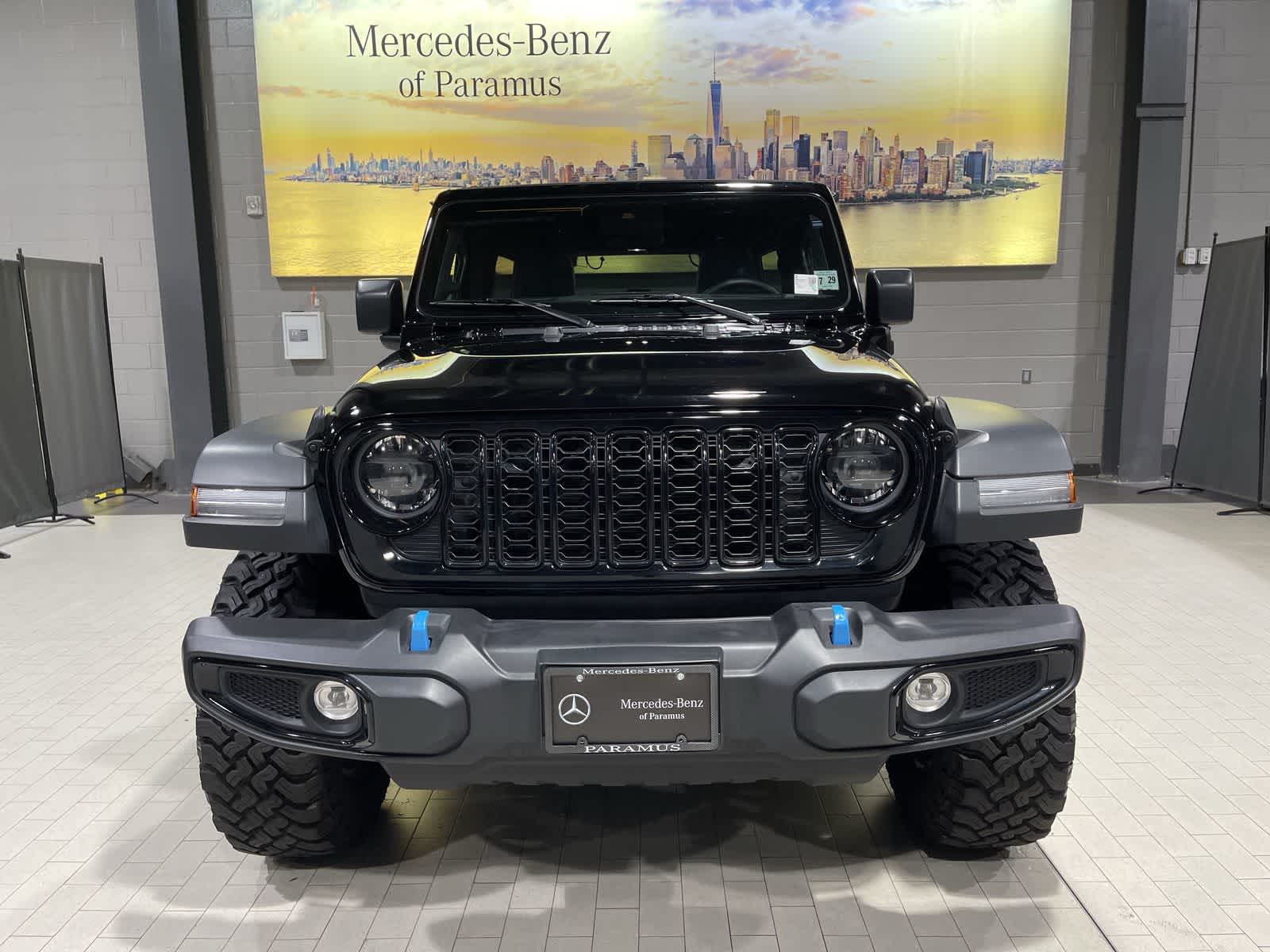 Thumbnail: 2024 Jeep Wrangler - 18