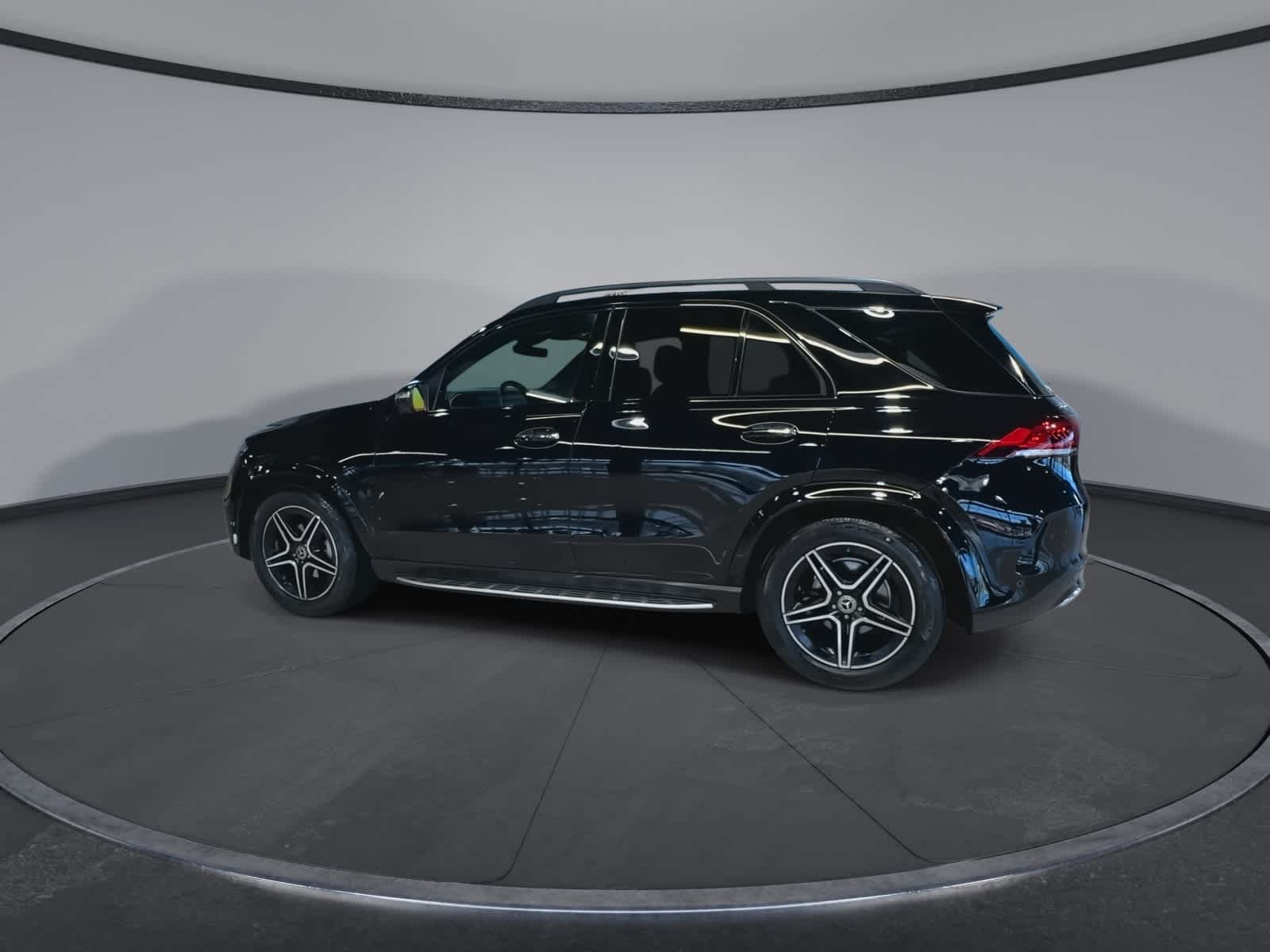 Thumbnail: 2022 Mercedes-Benz GLE - 8